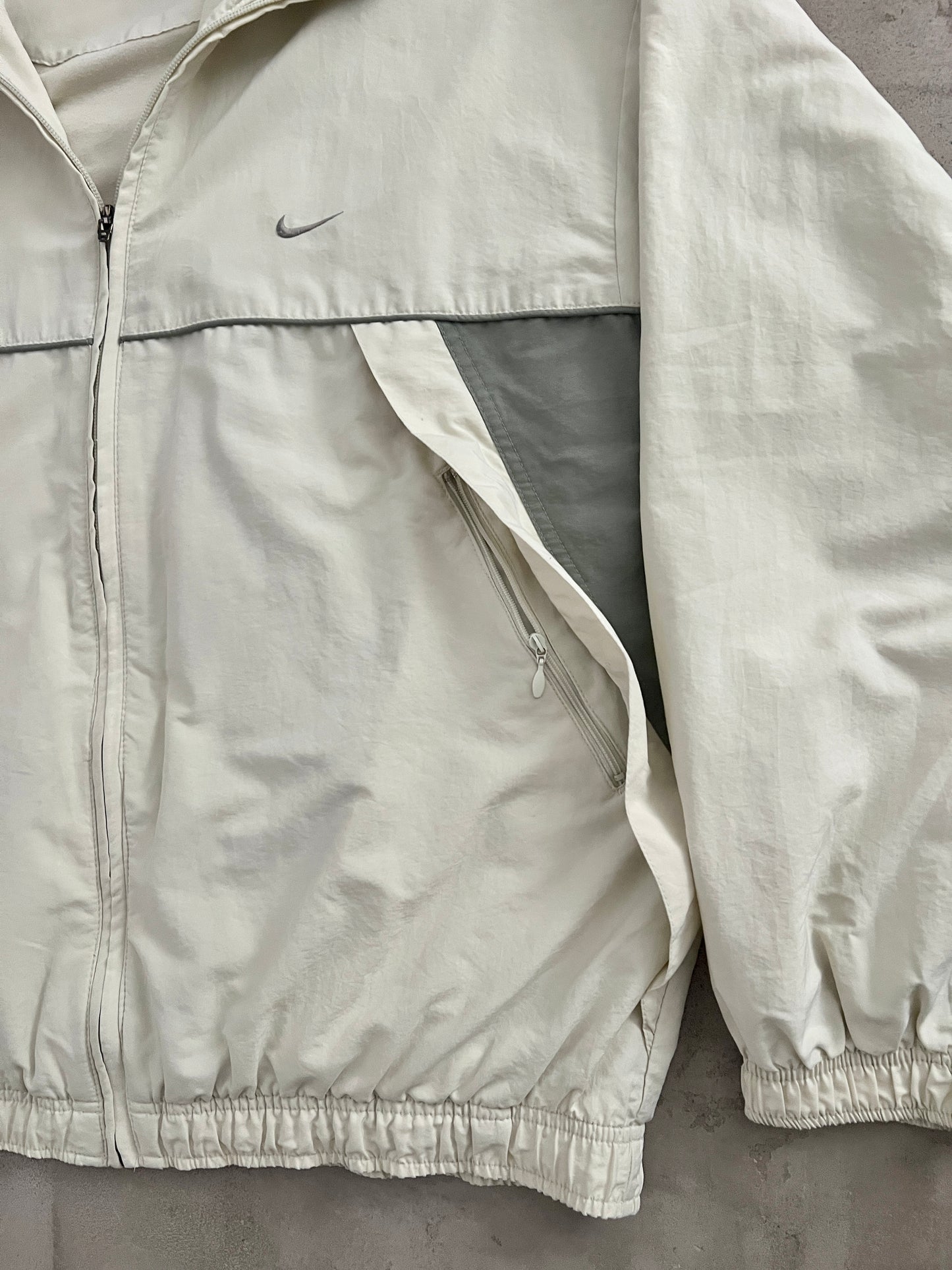 CREME NIKE TRACK JACKET - 2000S - XL