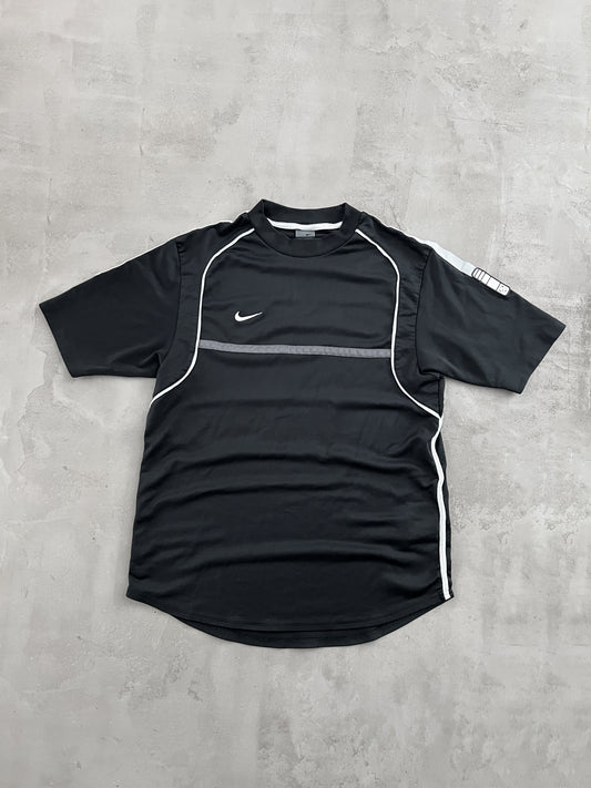 BLACK NIKE TEE - 2000S - L