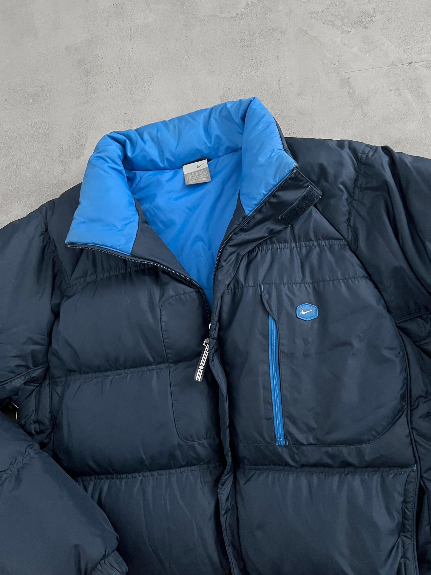 NAVY NIKE HEX PUFFER - 2000S - L