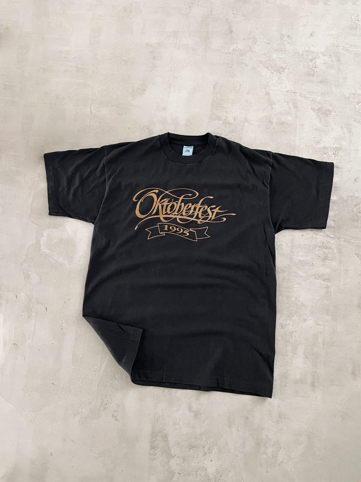 BLACK OKTOBERFEST MUNICH TEE - 1995 - L/XL
