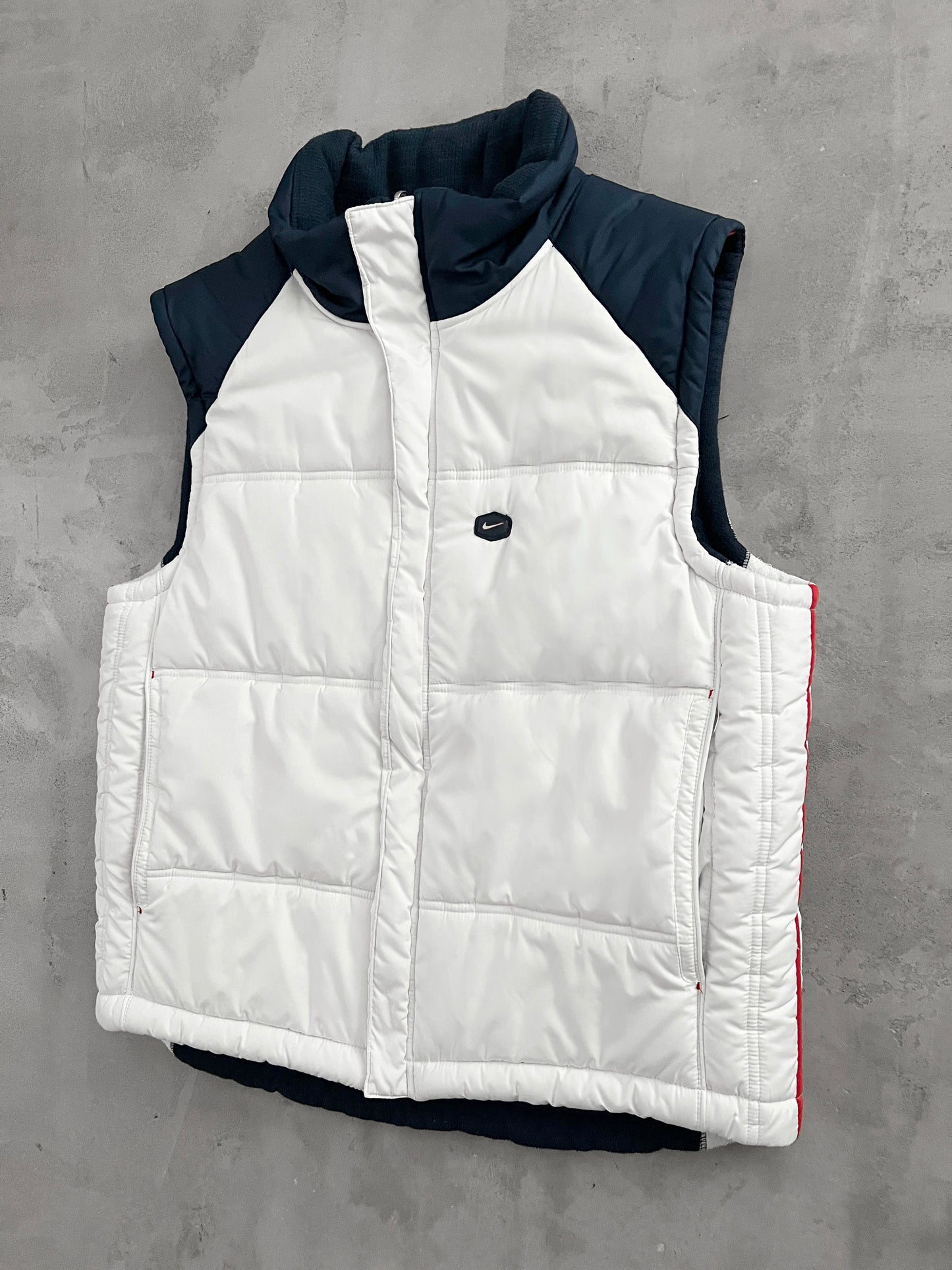 WHITE/NAVY 2 SIDE NIKE HEX VEST - 2000S - M