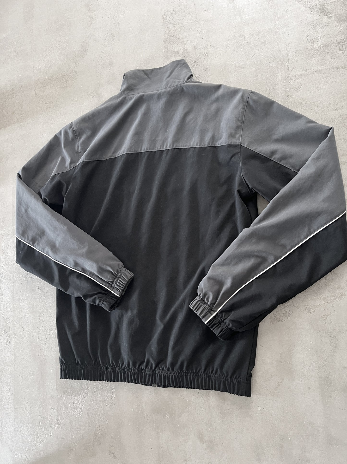 GREY/BLACK NIKE TRACK JACKET - 2000S - S