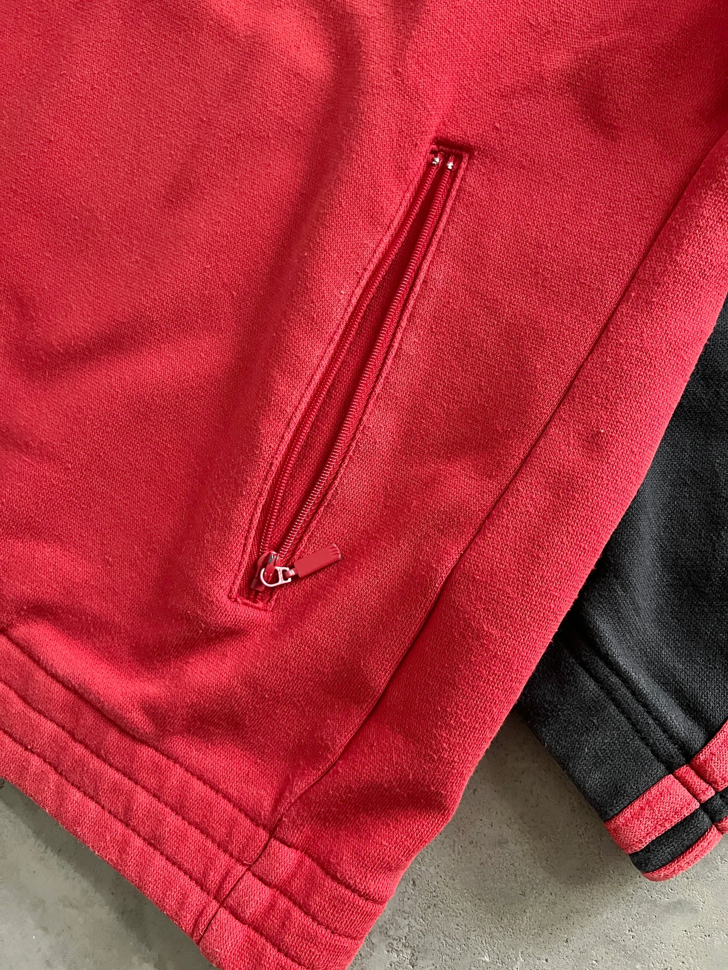 RED AC MILAN ADIDAS JACKET - 2000S - M