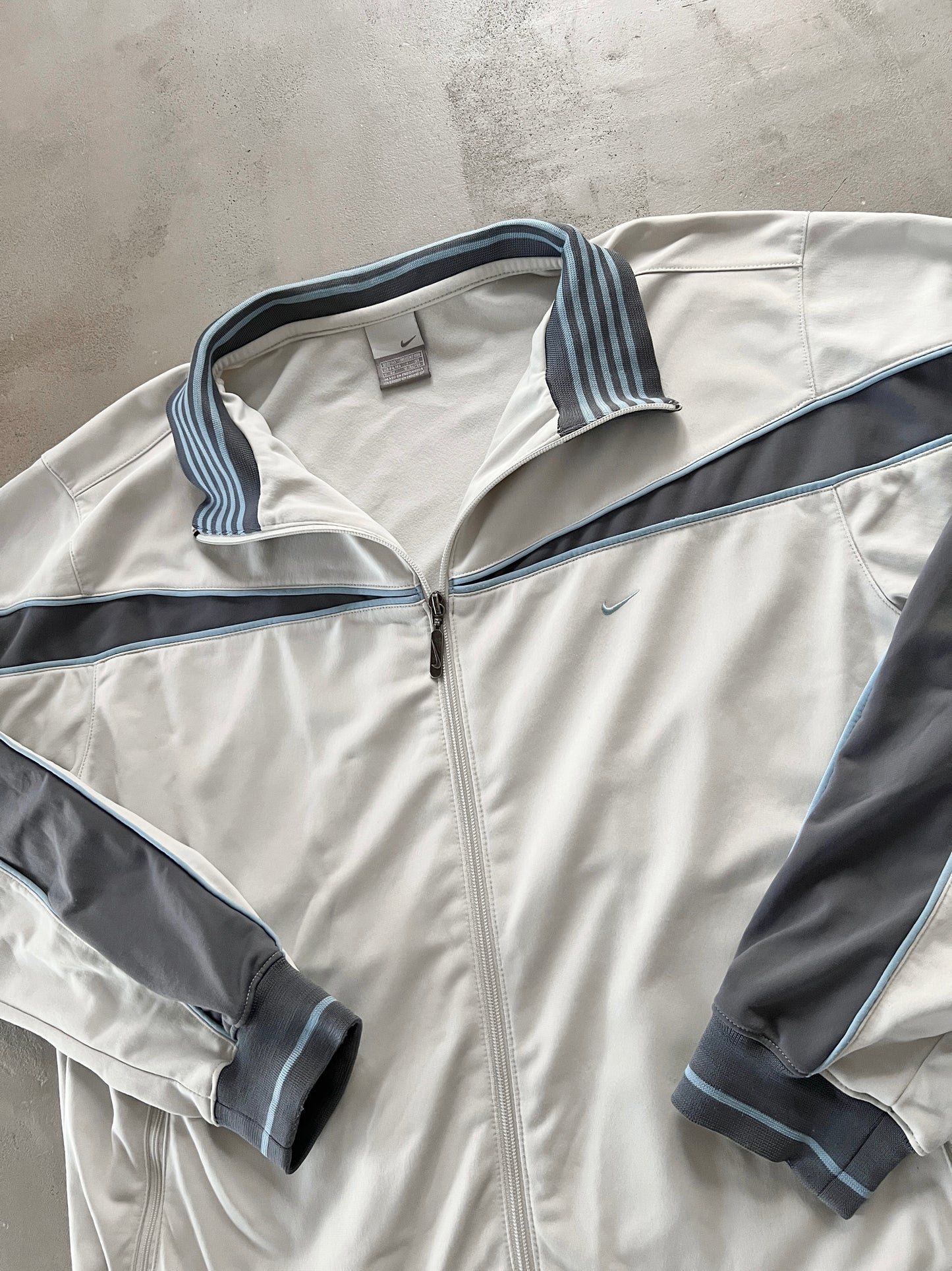 GREY/BABY BLUE NIKE TRACK JACKET - 2000S - L/XL