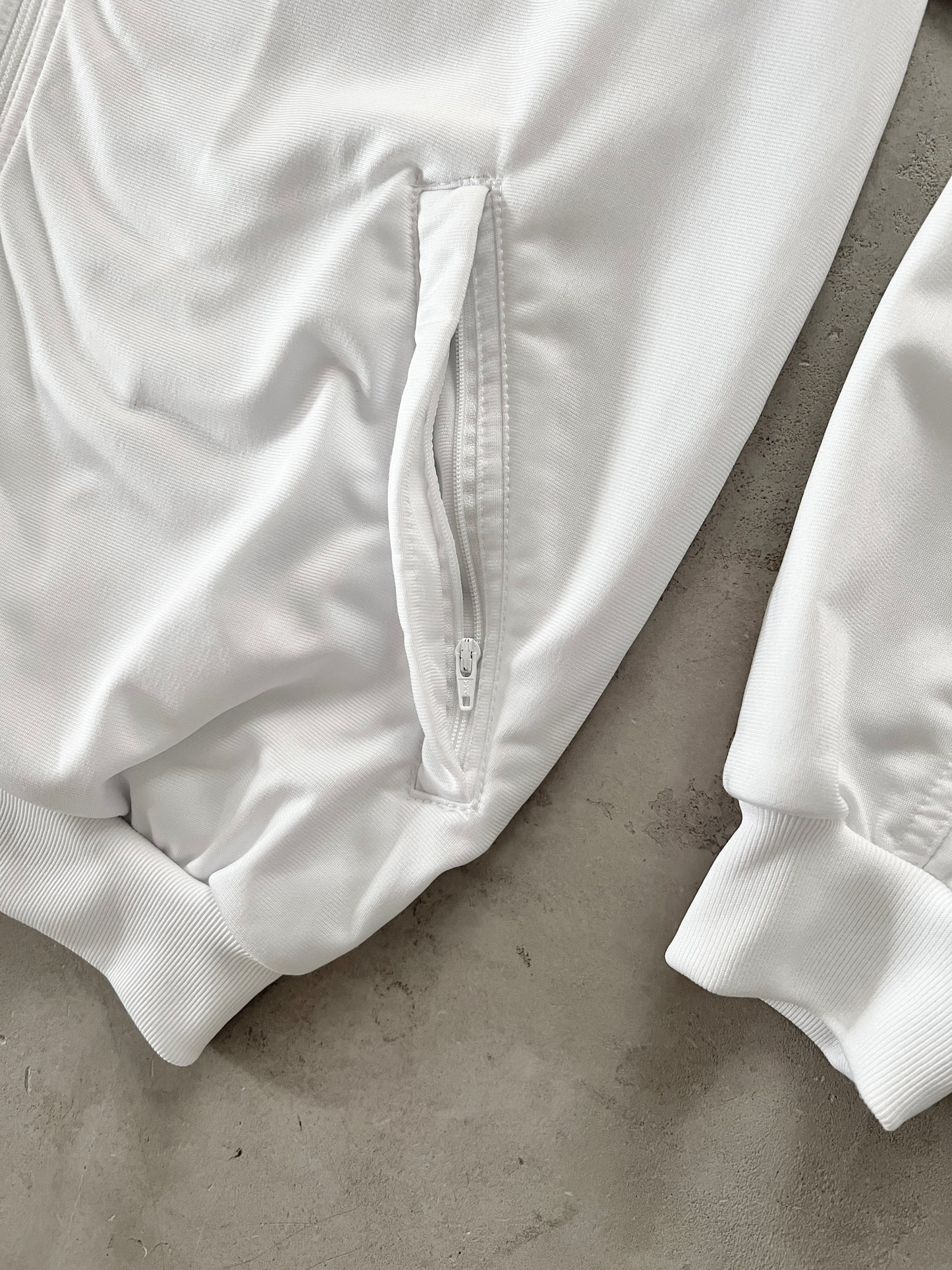 WHITE NIKE TRACK JACKET - 1990S - L