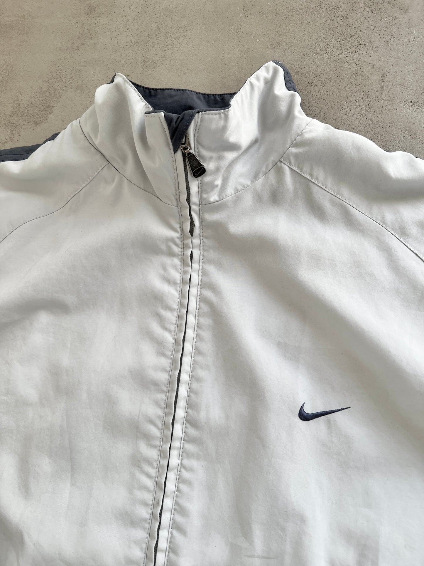 GREY NIKE TRACK JACKET - 2000S - M