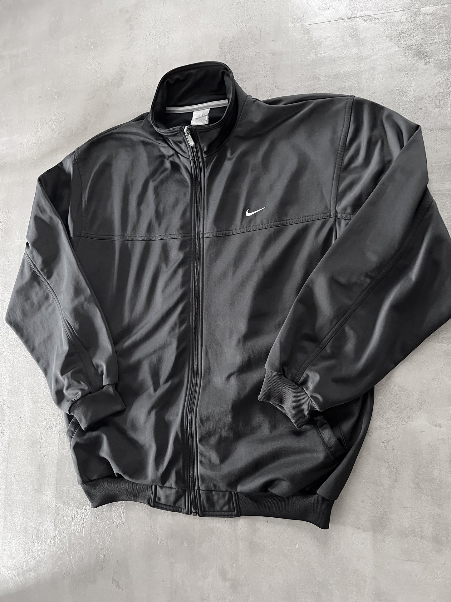 BLACK NIKE TRACK JACKET - 2000S - XL/L