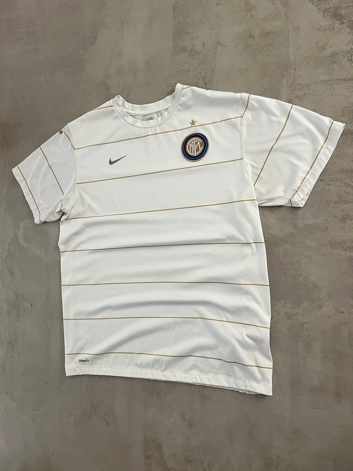 WHITE INTER MILAN NIKE JERSEY - 2000S - L