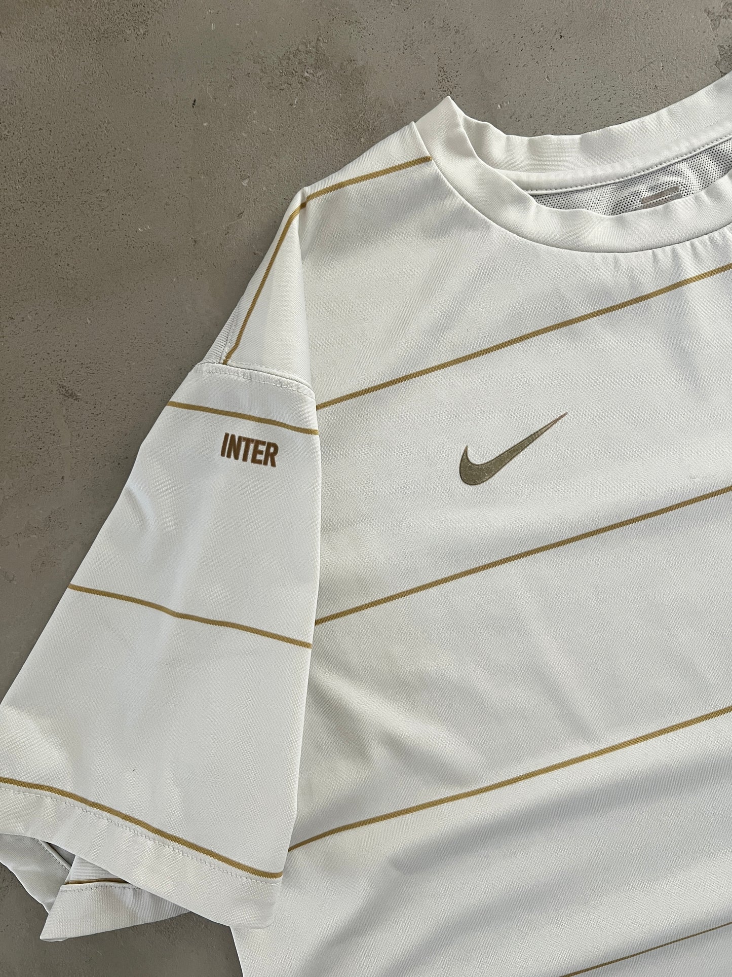 WHITE INTER MILAN NIKE JERSEY - 2000S - L