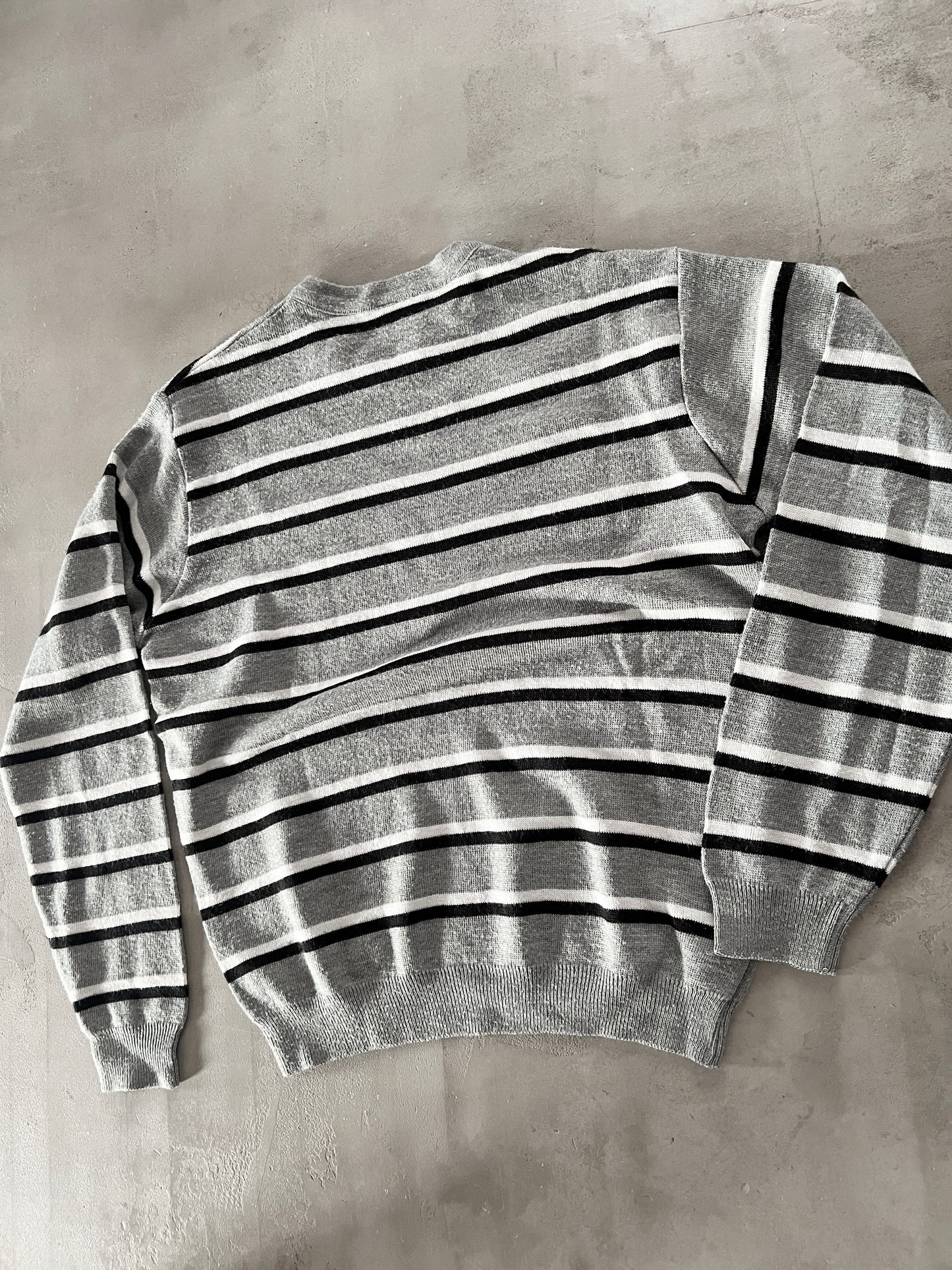 GREY LACOSTE KNIT SWEATER - 2000S - M