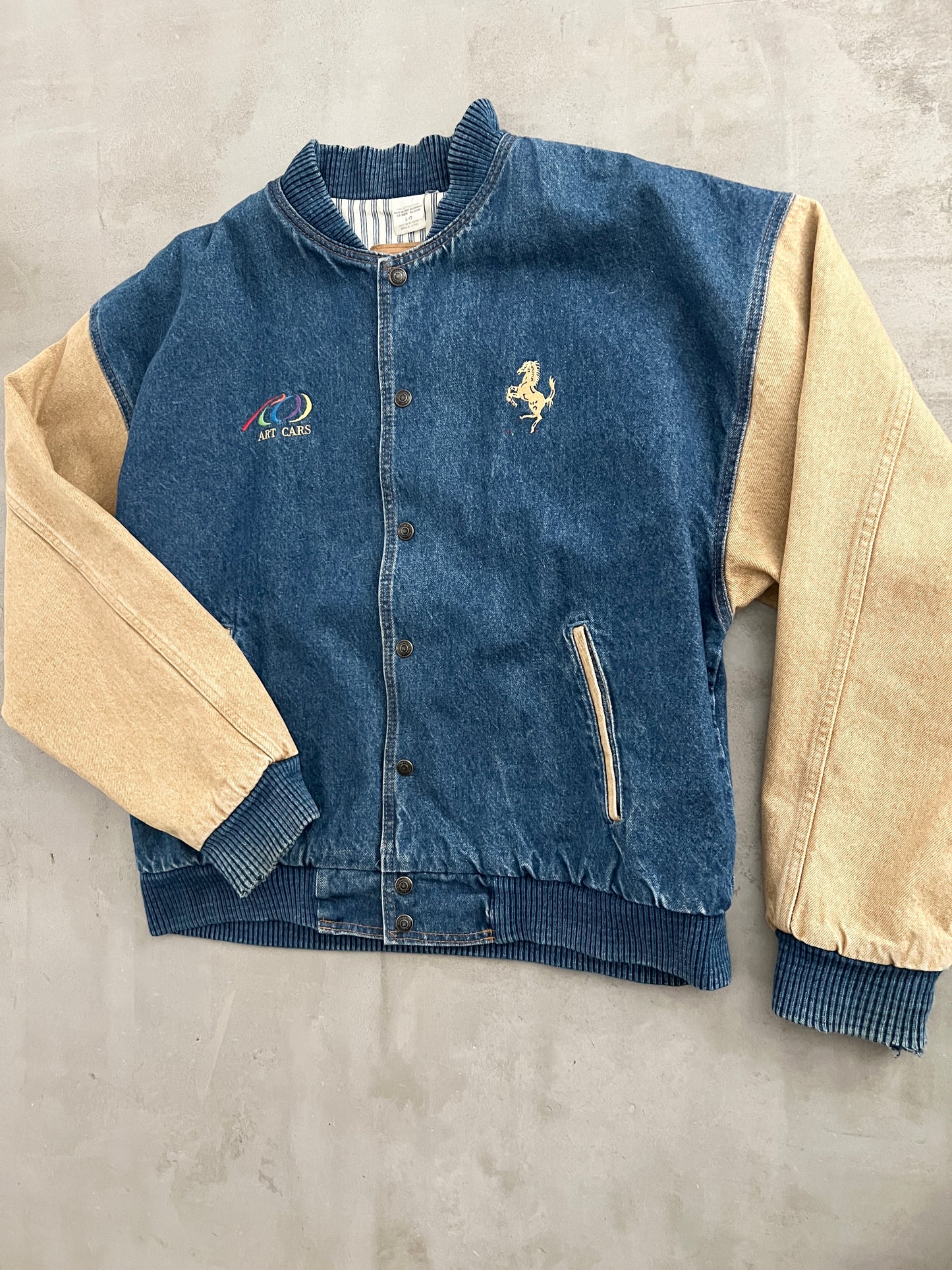 BLUE/CREME FERRARI ART CARS JACKET - 1990S - L/XL