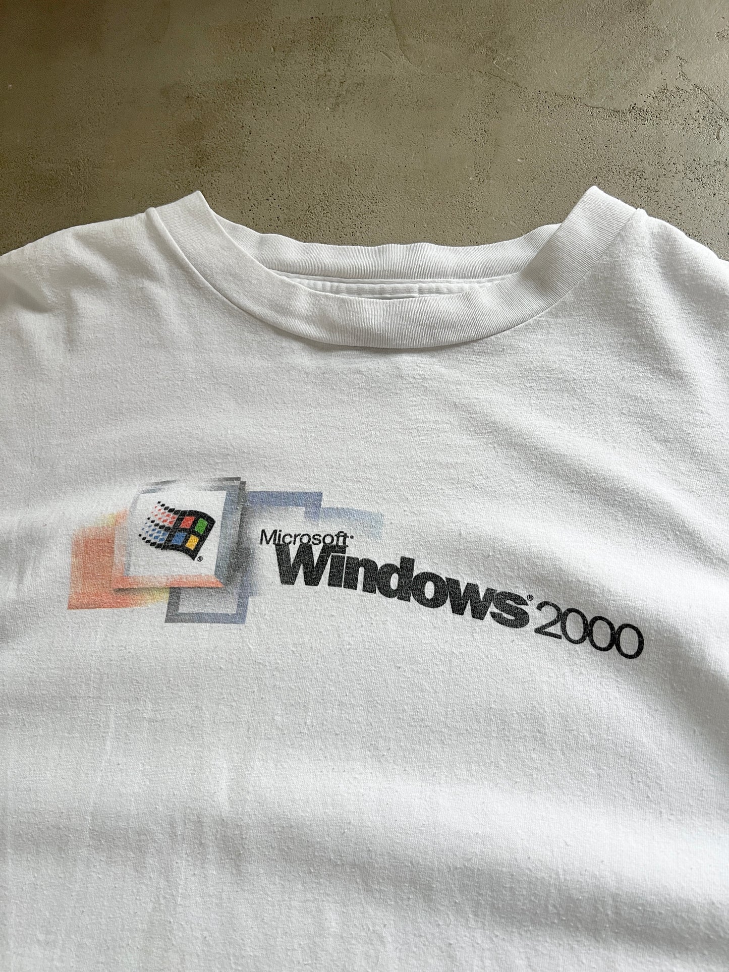 WHITE WINDOWS 2000 TEE - 2000S - L