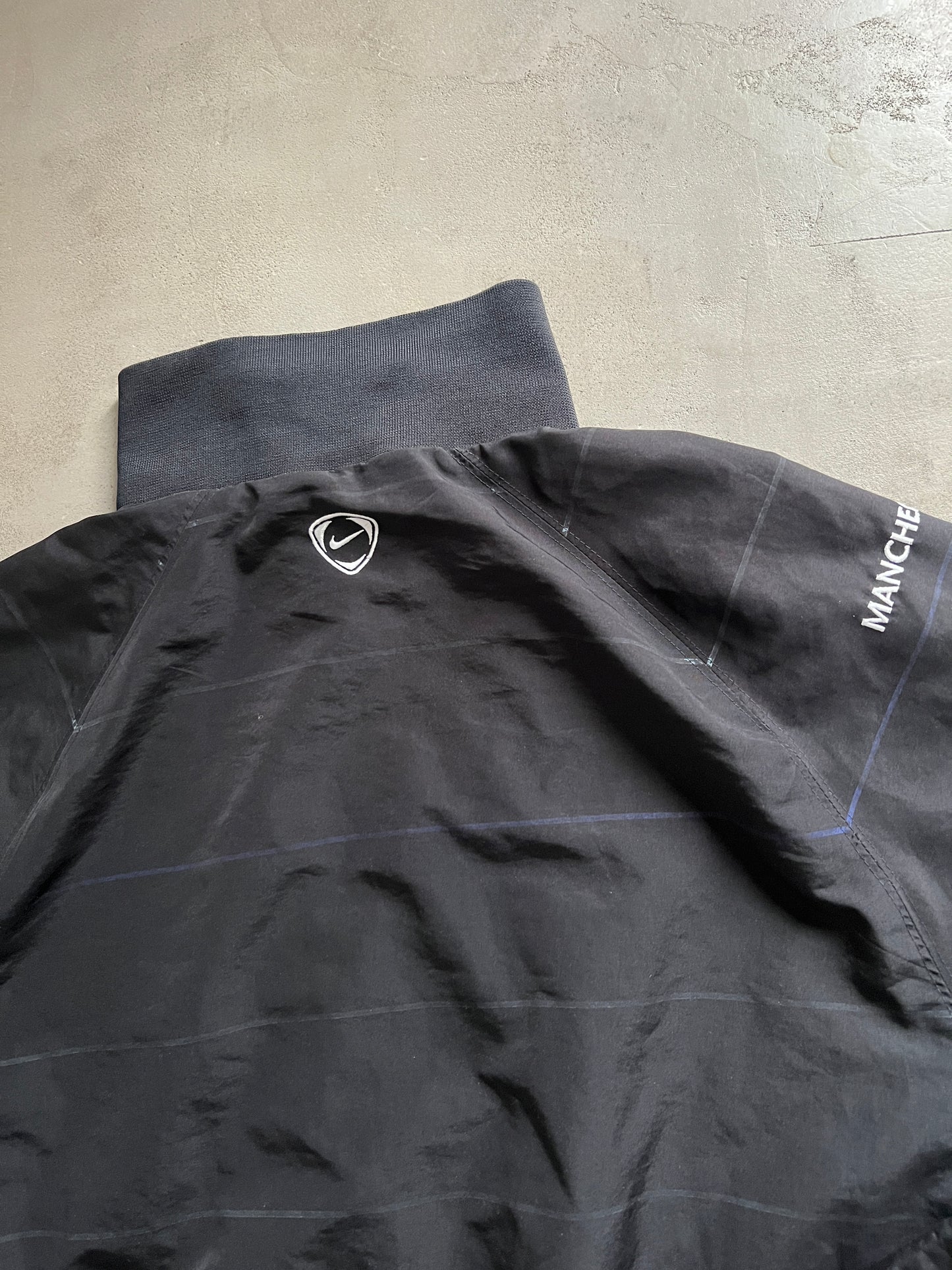 BLACK MANCHESTER UNITED NIKE TRACK JACKET - 2000S -