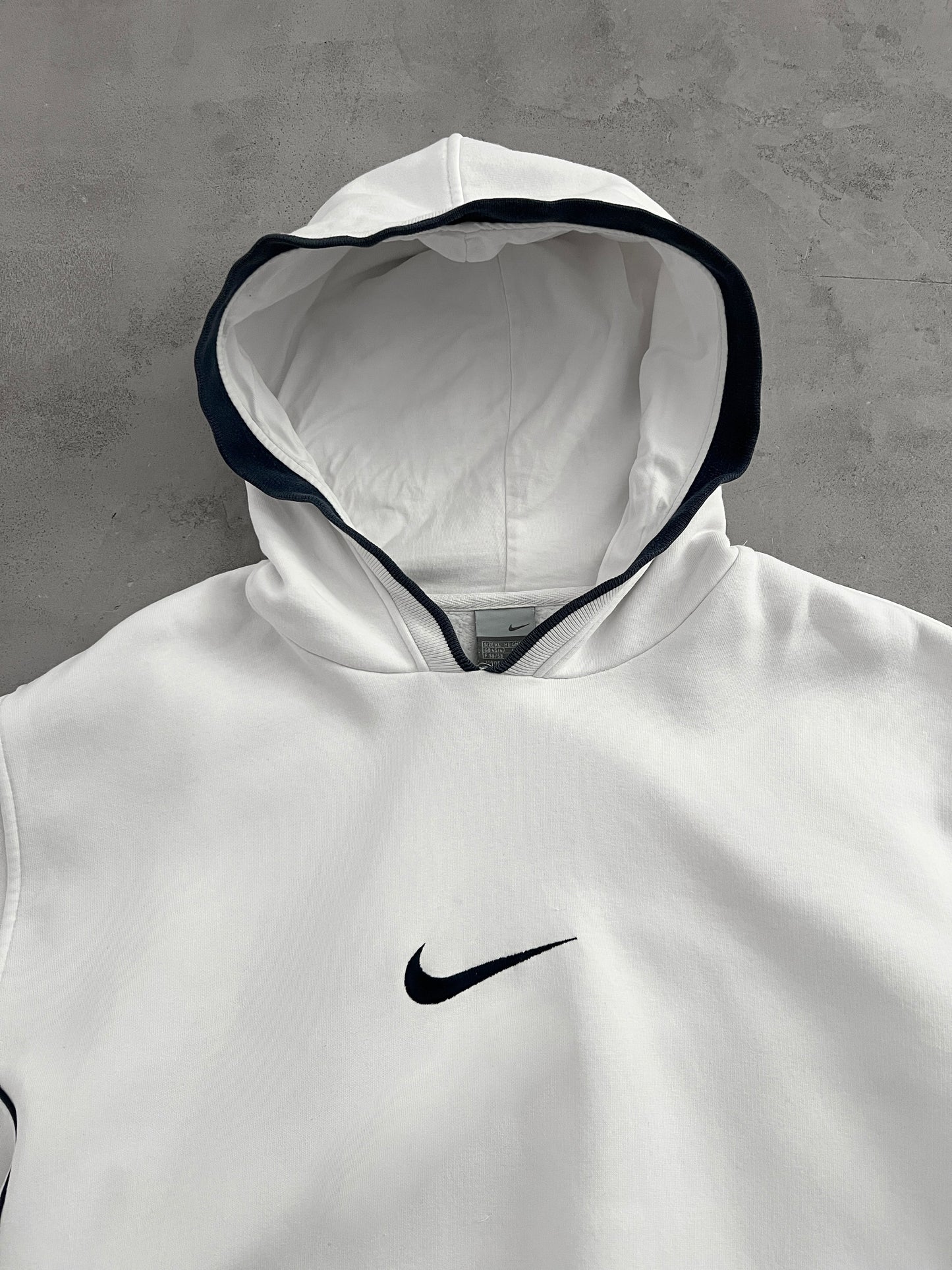 WHITE/NAVY NIKE HOODIE - 2000S - L