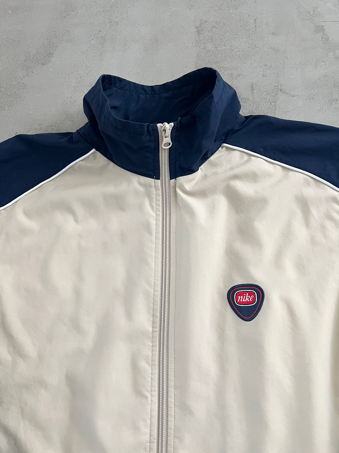 CREME/NAVY NIKE TRACK JACKET - 2000S - M