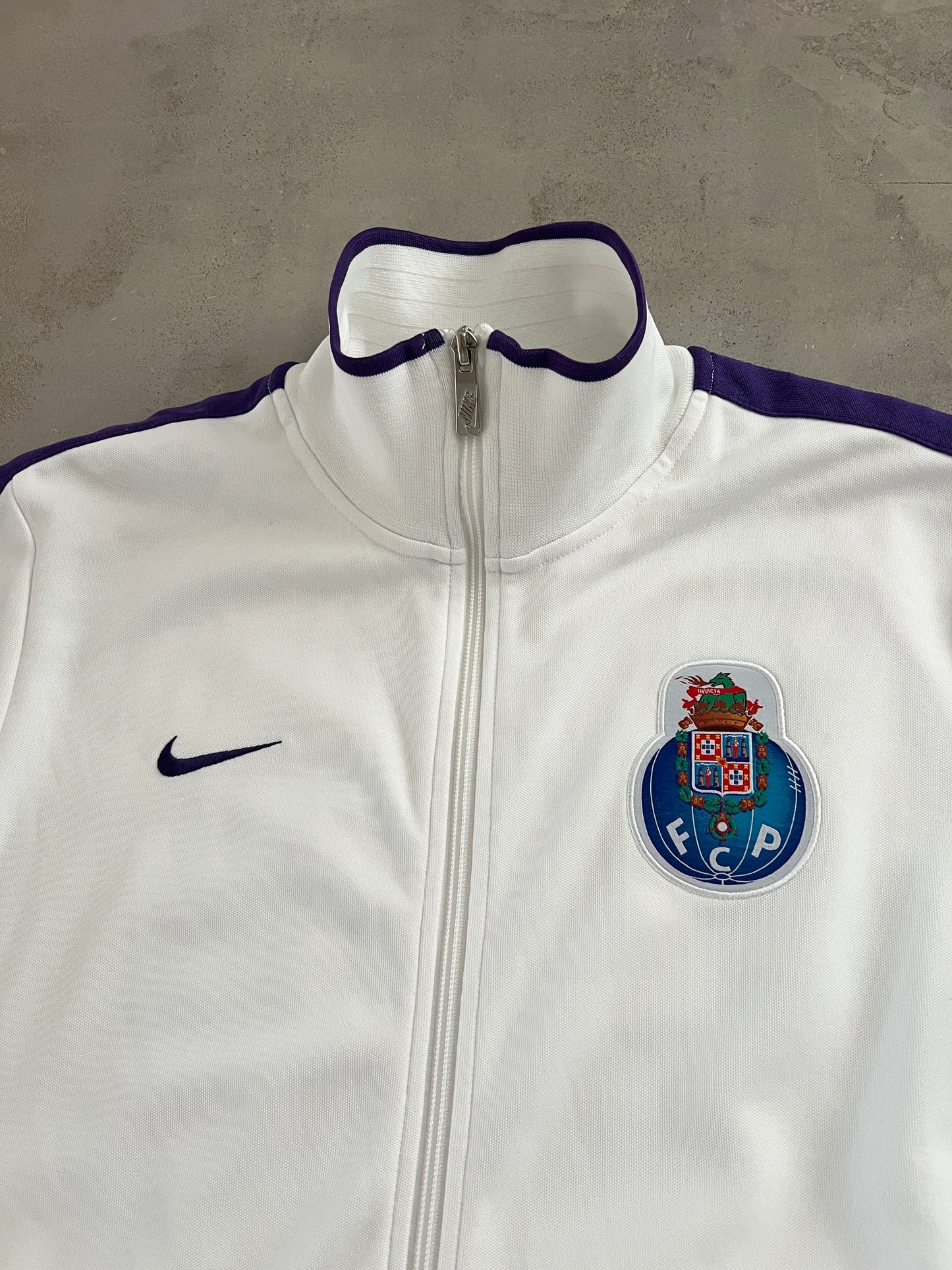 WHITE/PURPLE FC PORTO NIKE JACKET - 2000S - M
