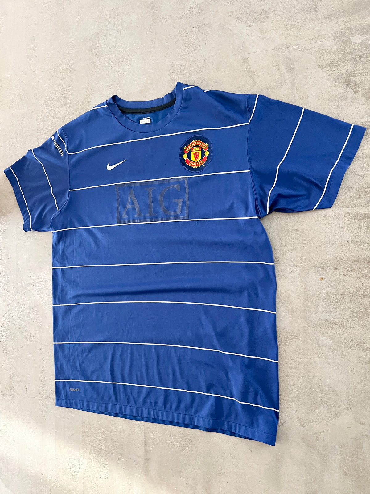 BLUE MANCHESTER UNITED NIKE JERSEY - 2000S - L