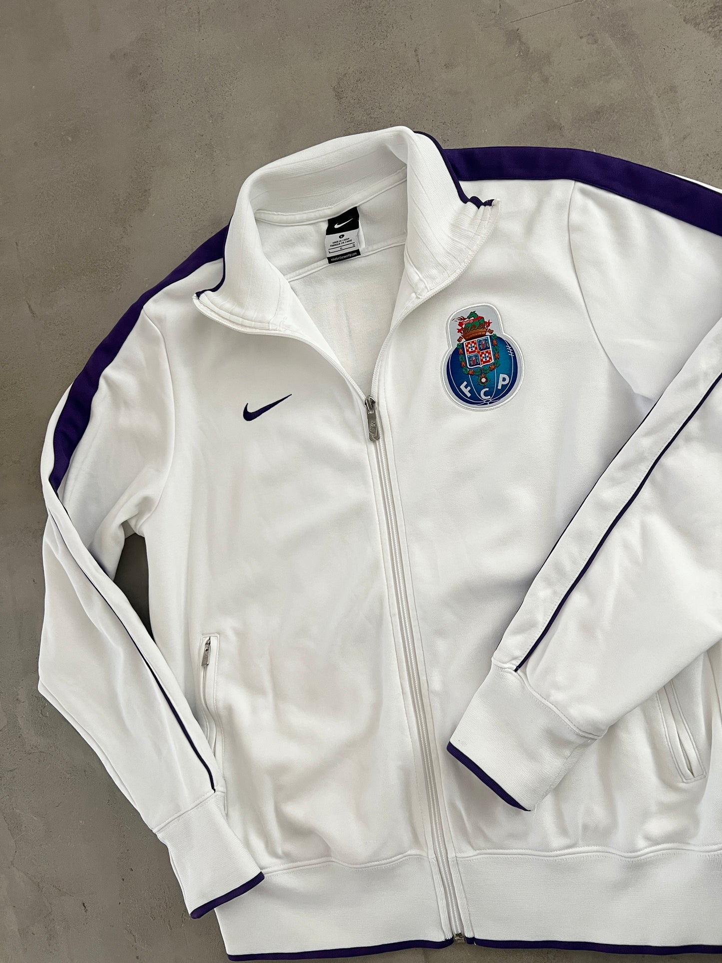 WHITE/PURPLE FC PORTO NIKE JACKET - 2000S - M