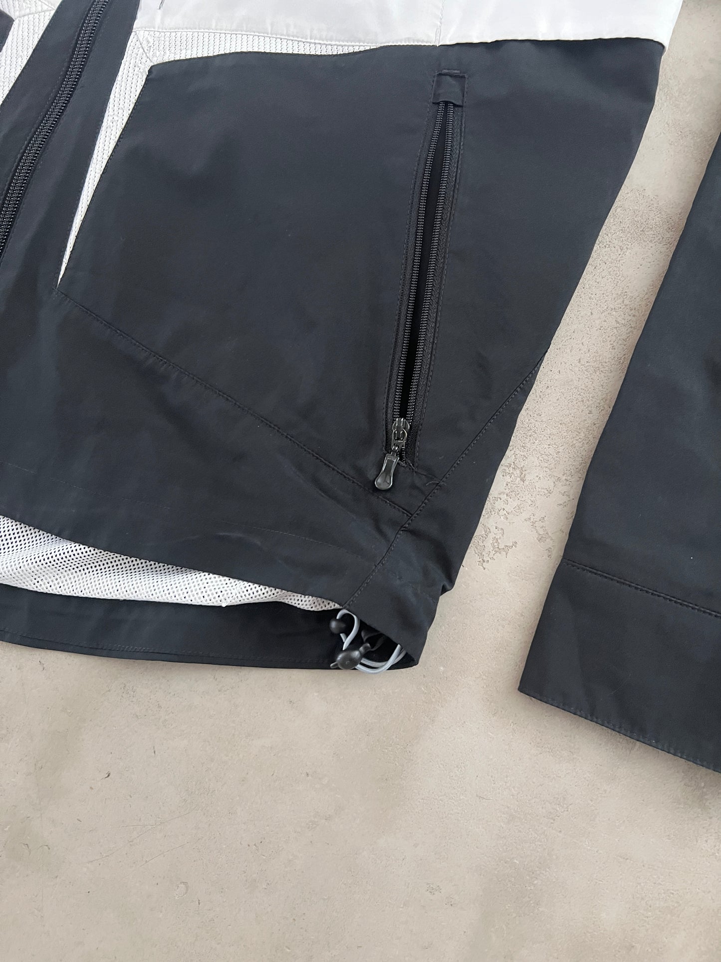 WHITE REAL MADRID JACKET - 2000S - M