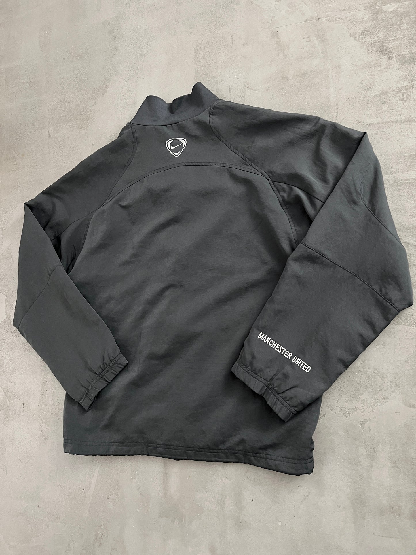 GREY MANCHESTER UNITED NIKE JACKET - 2000S - S/M