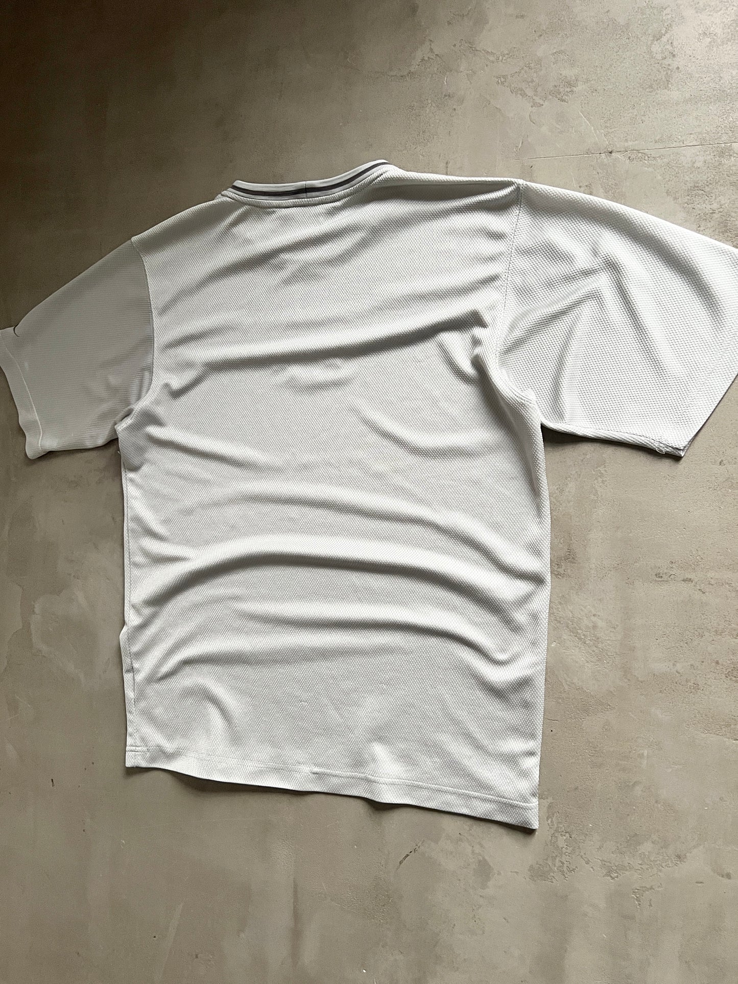 GREY NIKE FOOTBALL TEE - 2000S - L