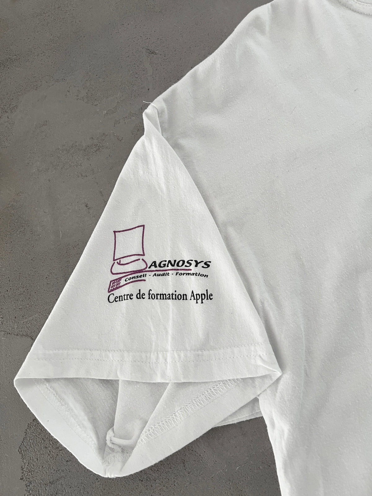 WHITE APPLE PROMO TEE - 2000S - L
