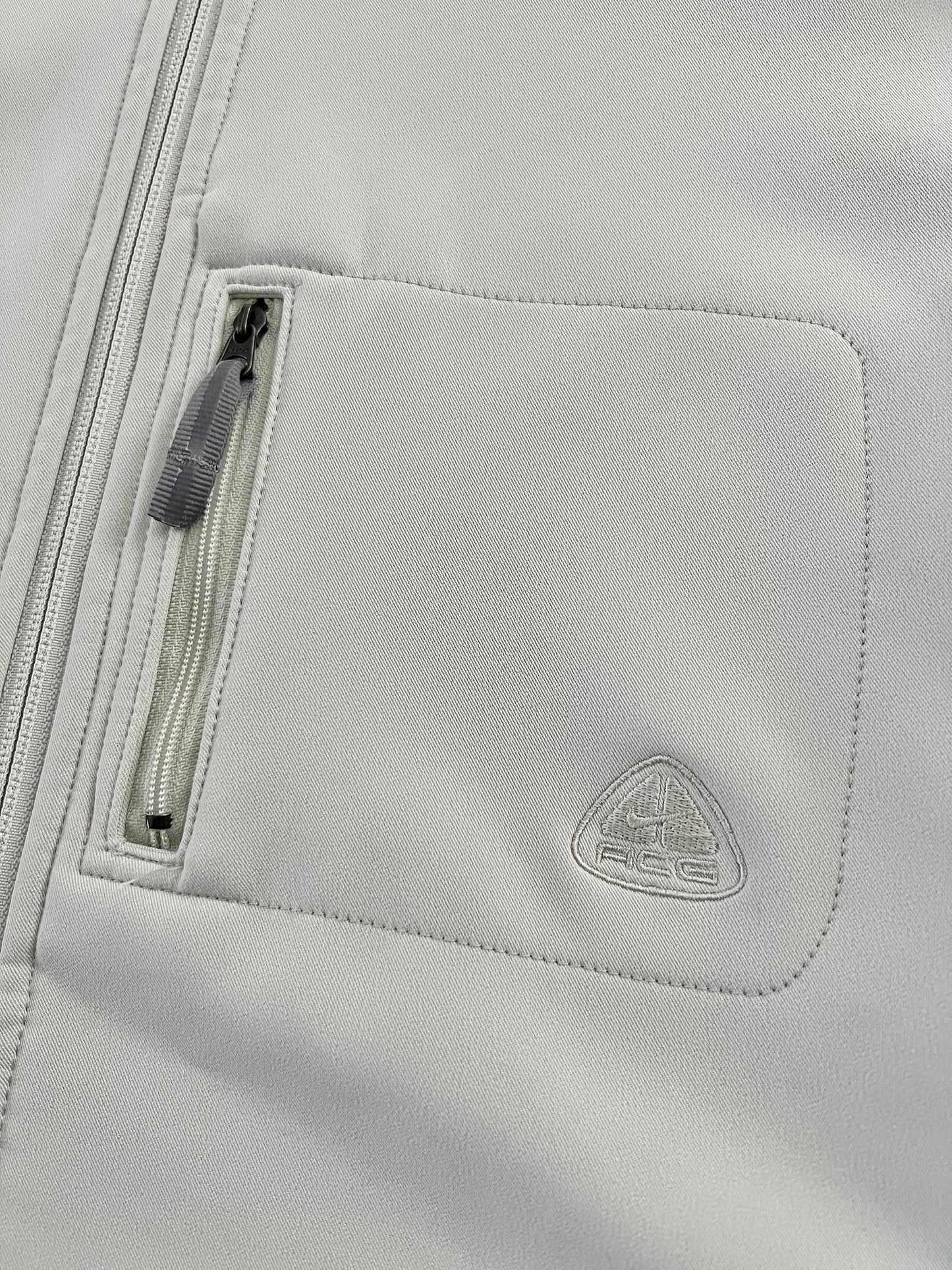 CREME NIKE ACG JACKET - 2000S - L/XL