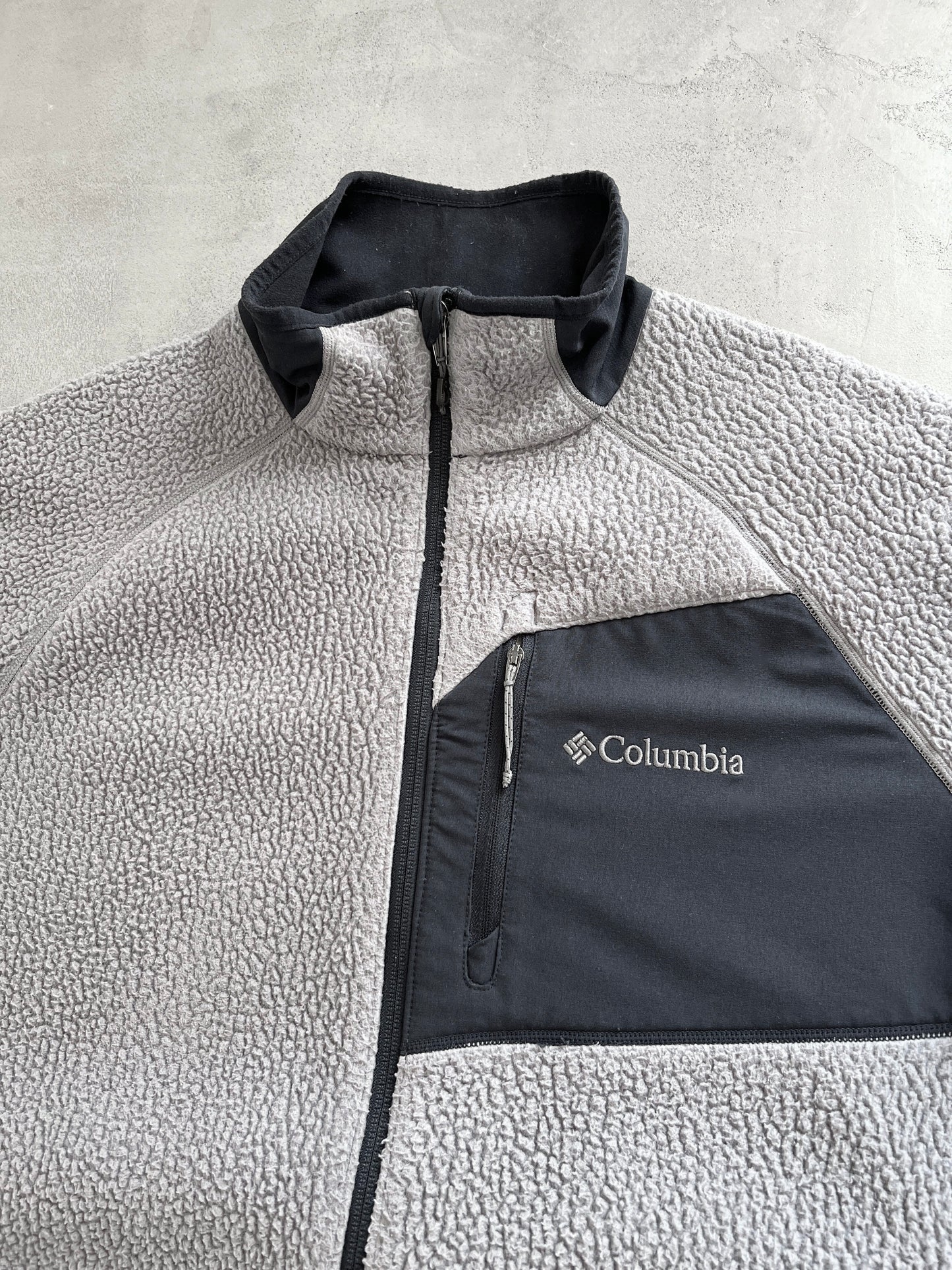 GREY/BEIGE COLUMBIA FLEECE - 2000S - L/XL