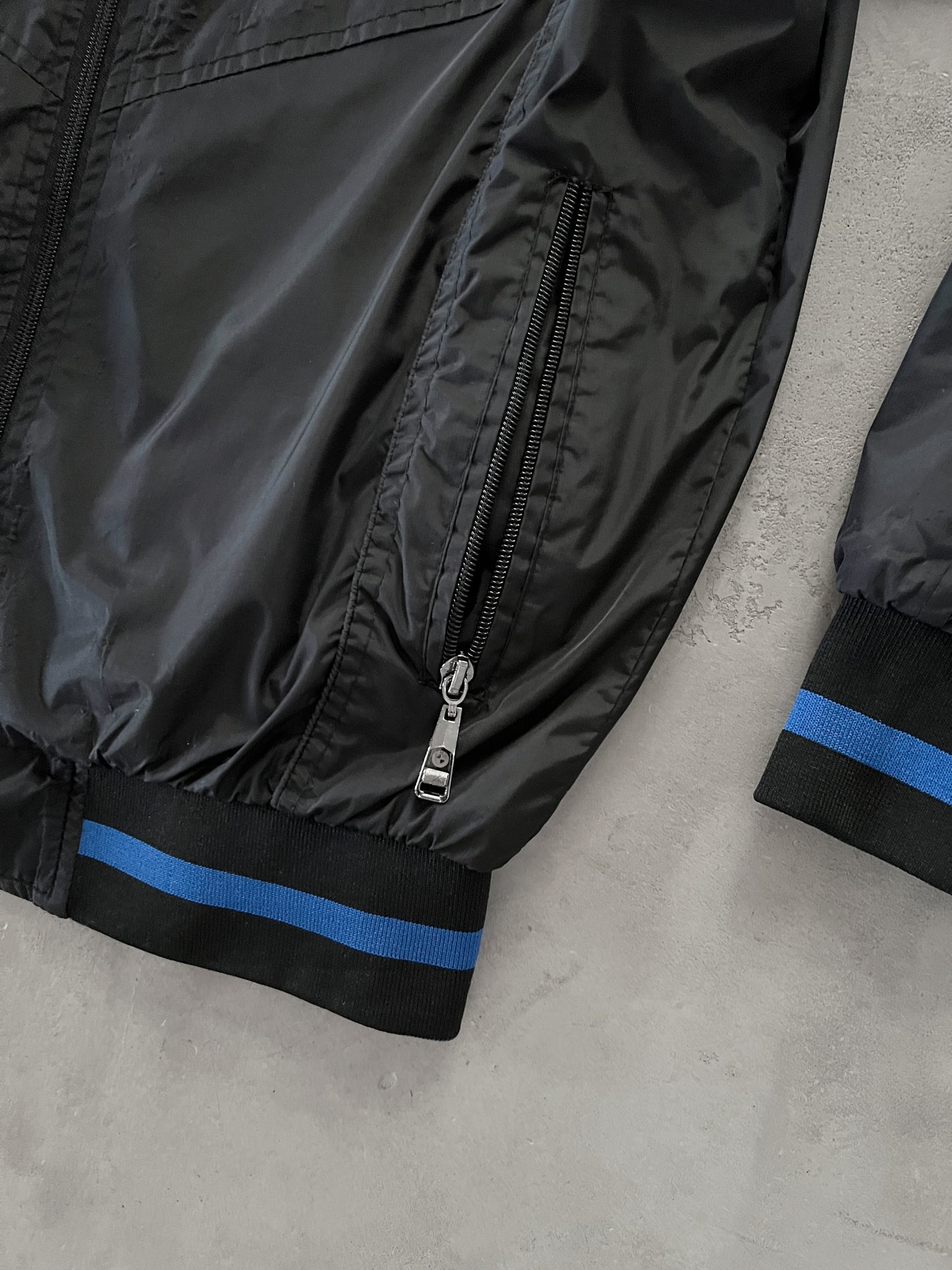 BLACK/BLUE BMW 2 SIDE REVERSIBLE JACKET - 2000S - M/S