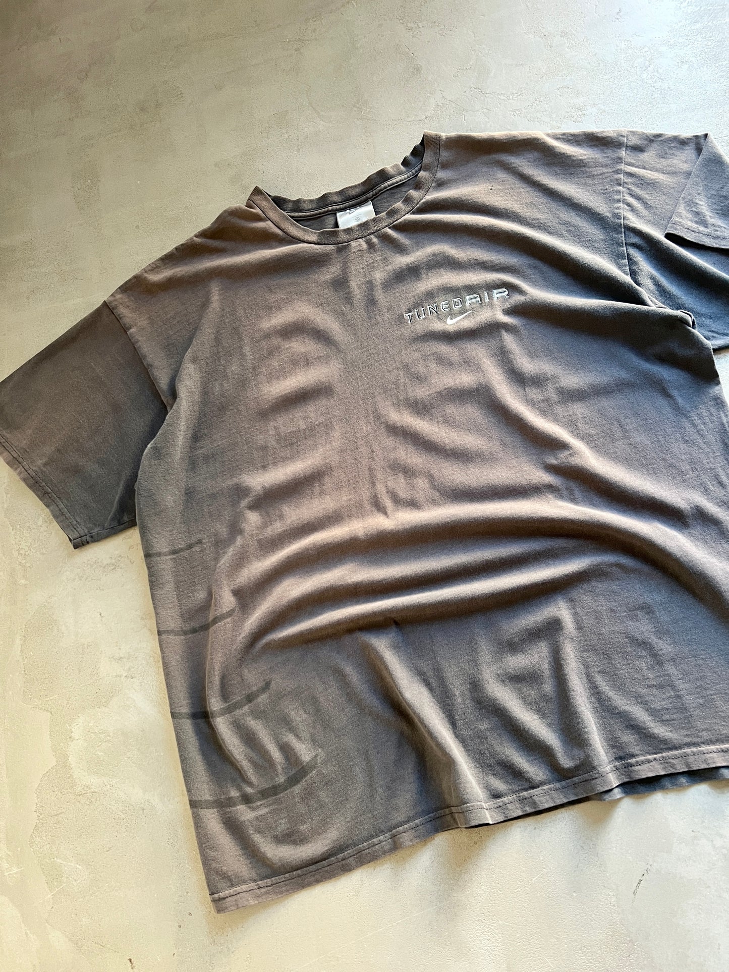 FADED MOCHA NIKE TN TEE - 1990S - XL