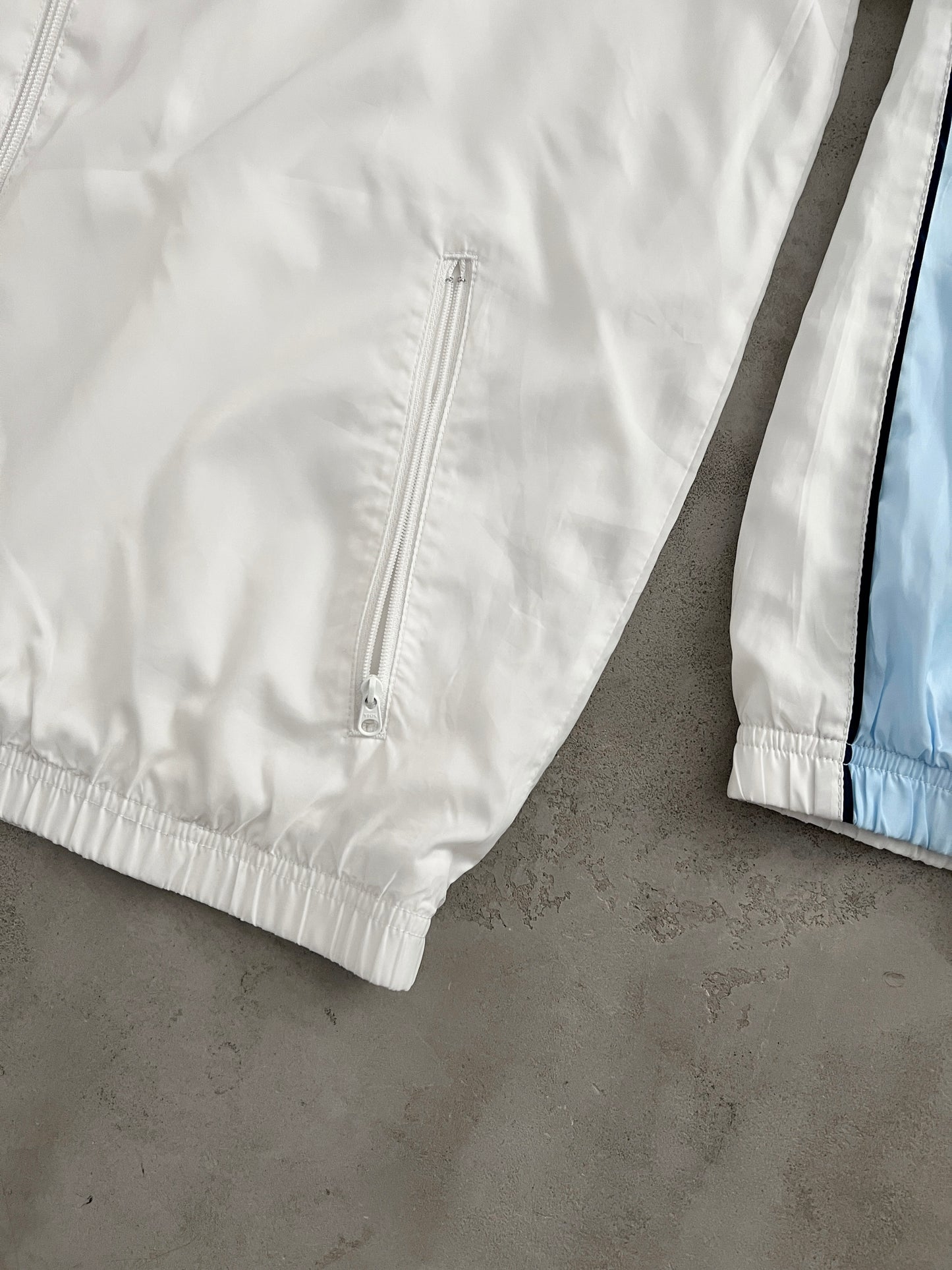 WHITE/BABY BLUE NIKE JACKET - 2000S - XL/L