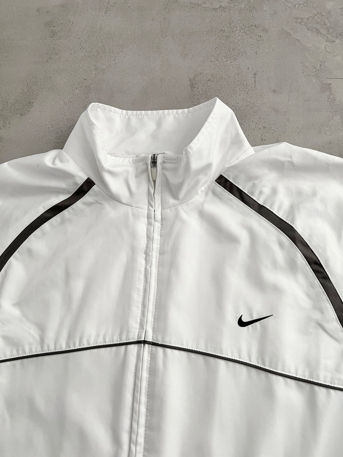 WHITE/MOCHA NIKE TRACK JACKET - 2000S - L