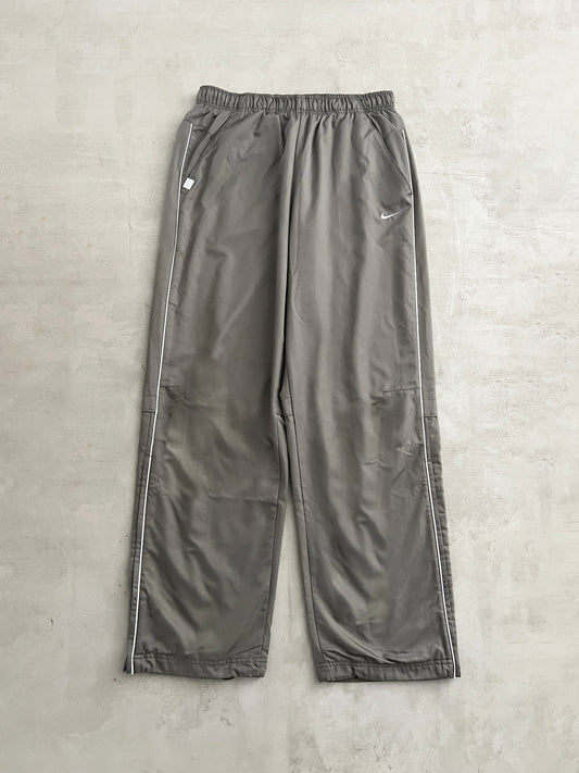 MOCHA NIKE TRACK PANTS - 2000S - L/XL