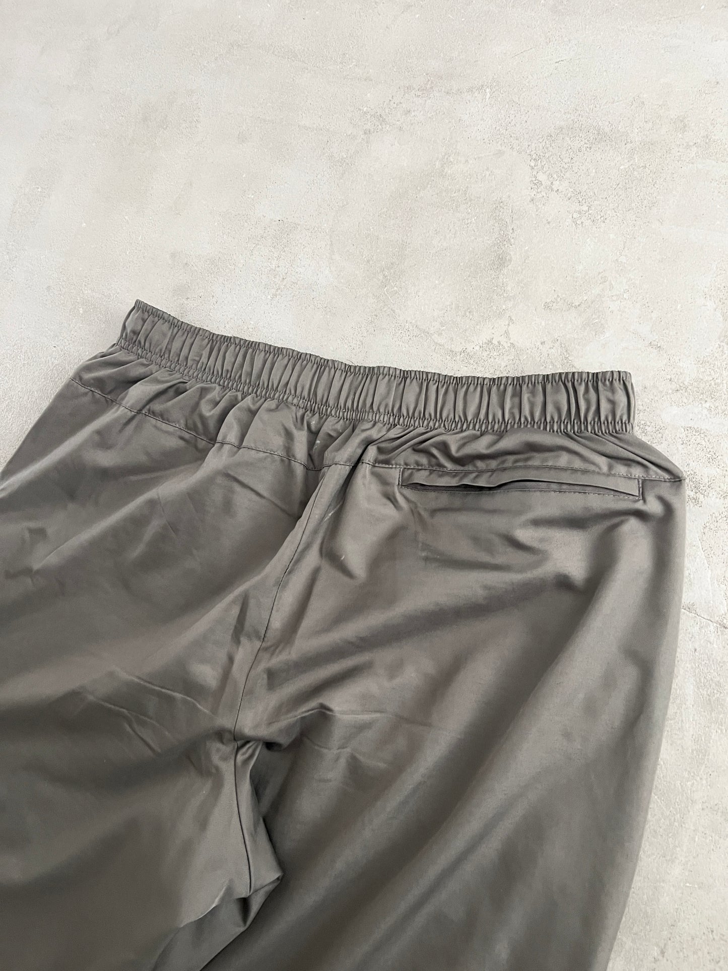 MOCHA NIKE TRACK PANTS - 2000S - L/XL