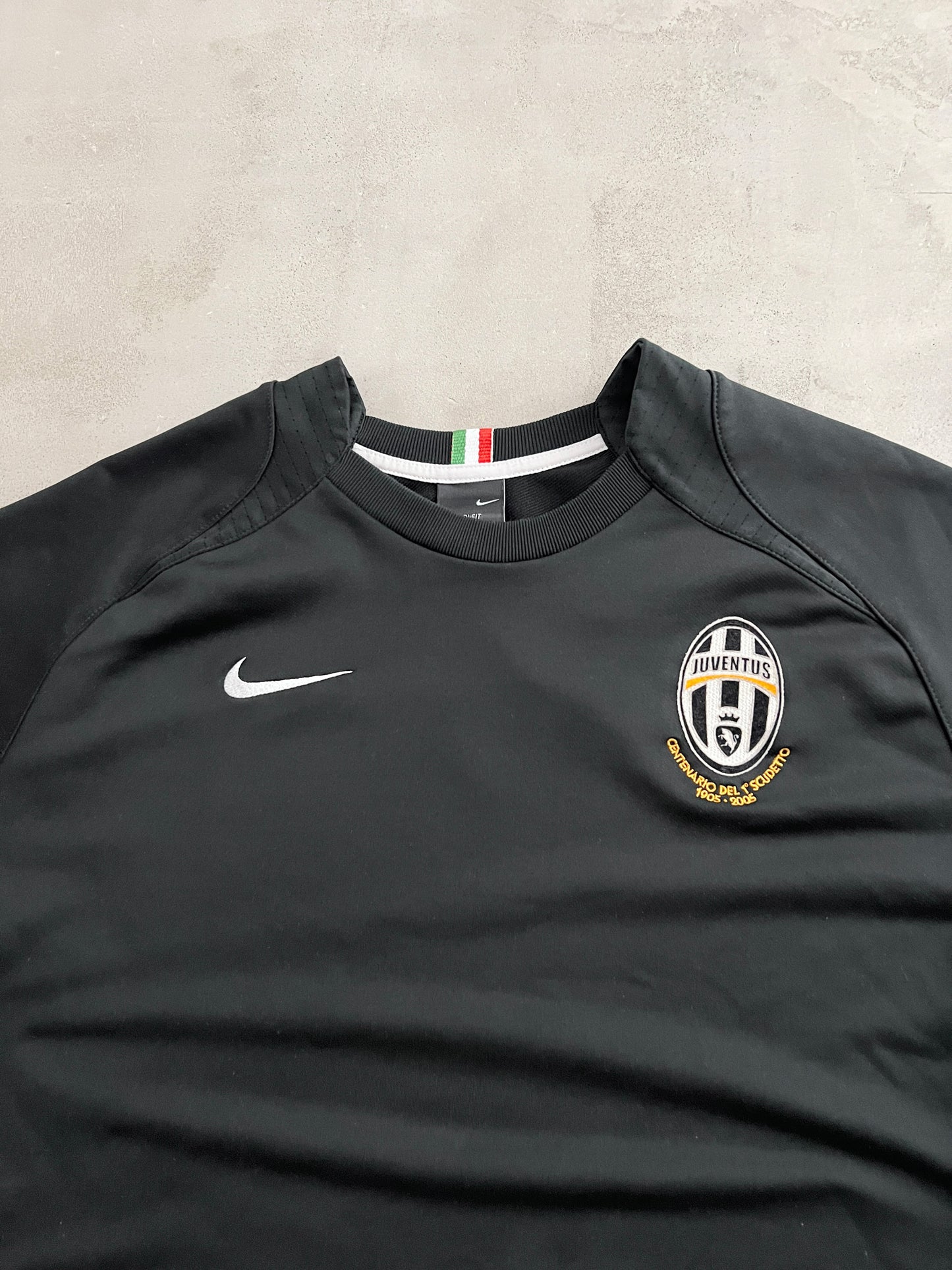 BLACK JUVENTUS NIKE SWEATER - 2000S -XL