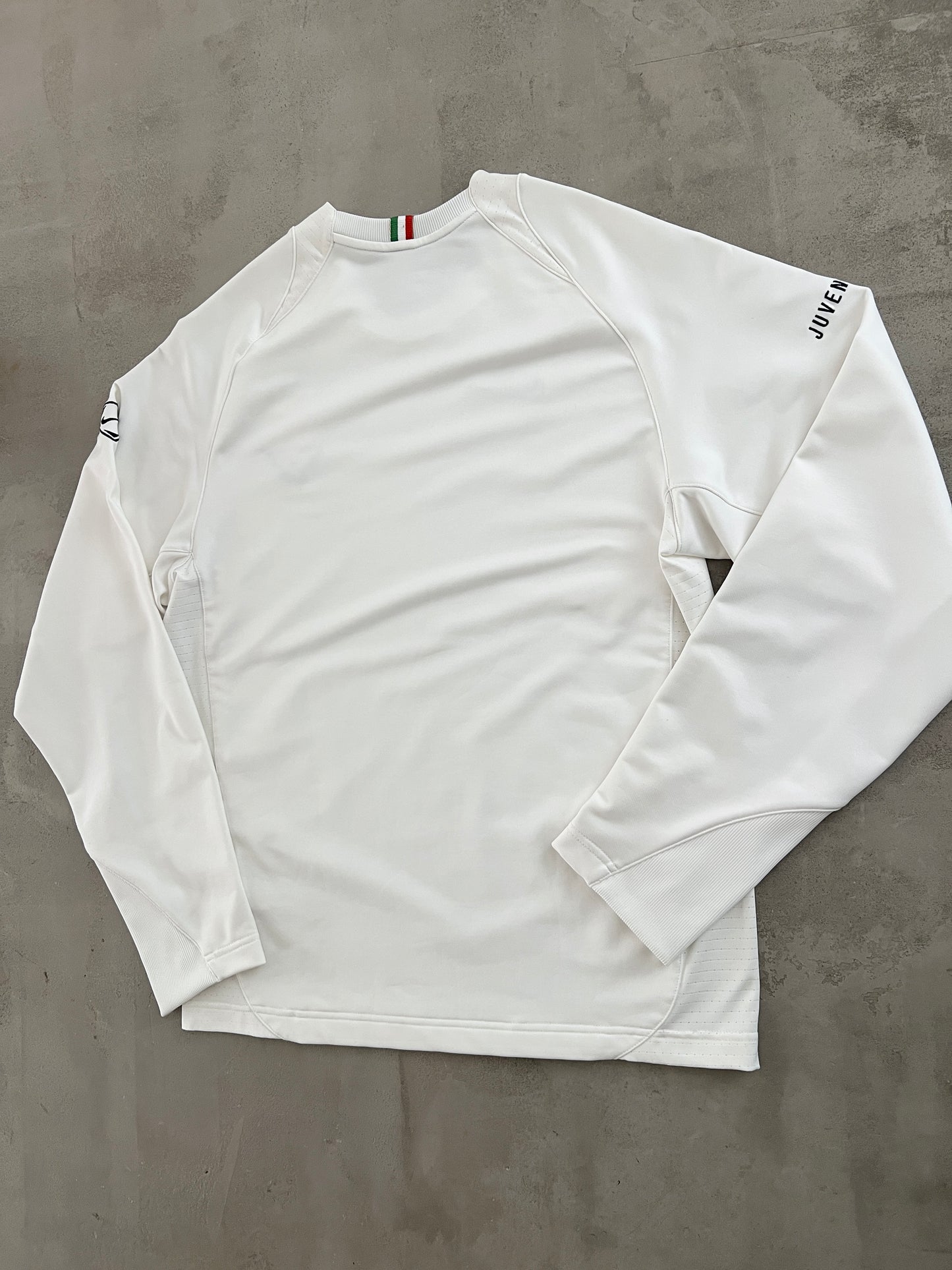 WHITE JUVENTUS NIKE SWEATER - 2000S - M