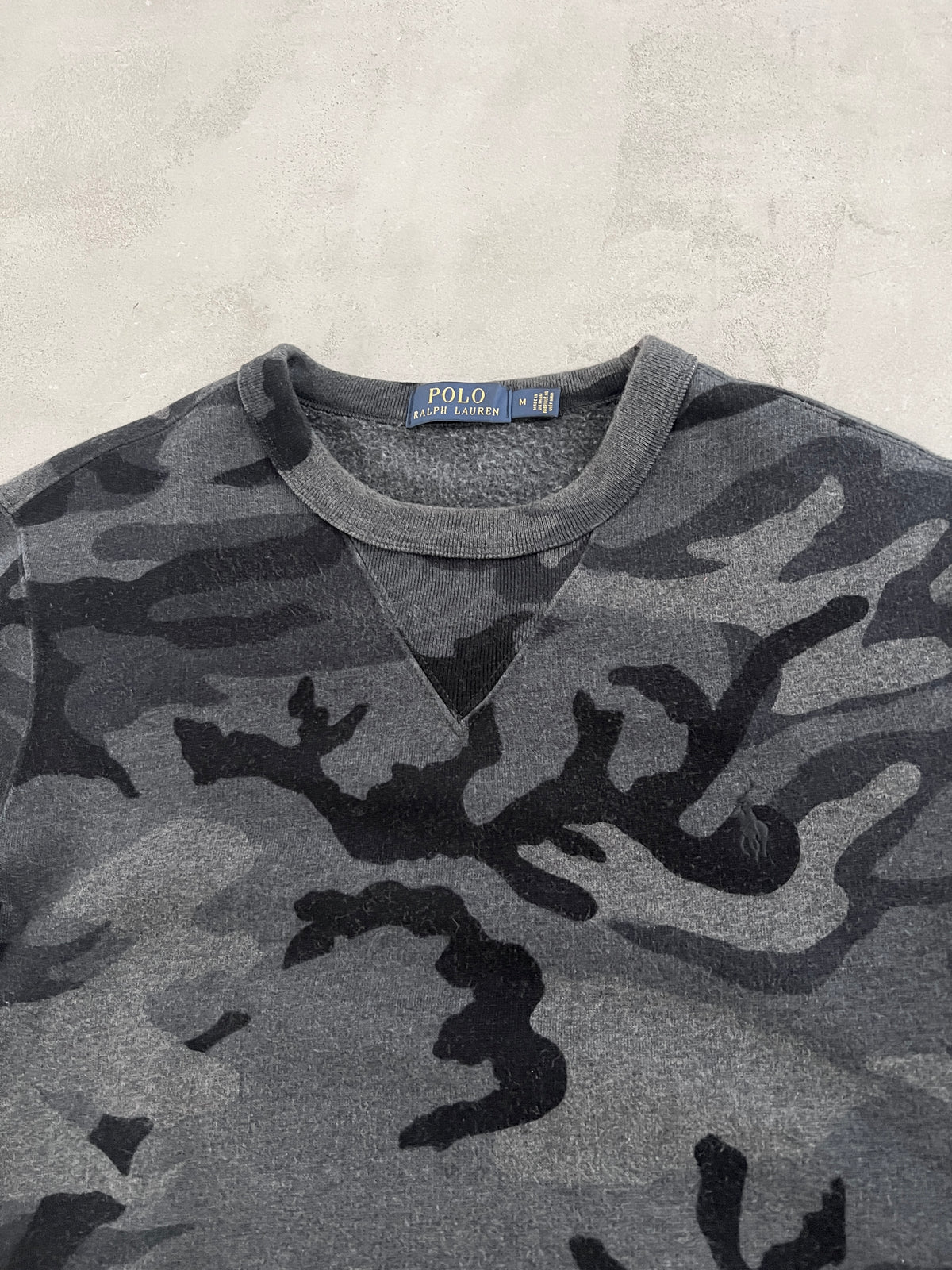 GREY RALPH LAUREN CAMO SWEATER - 2000S - M