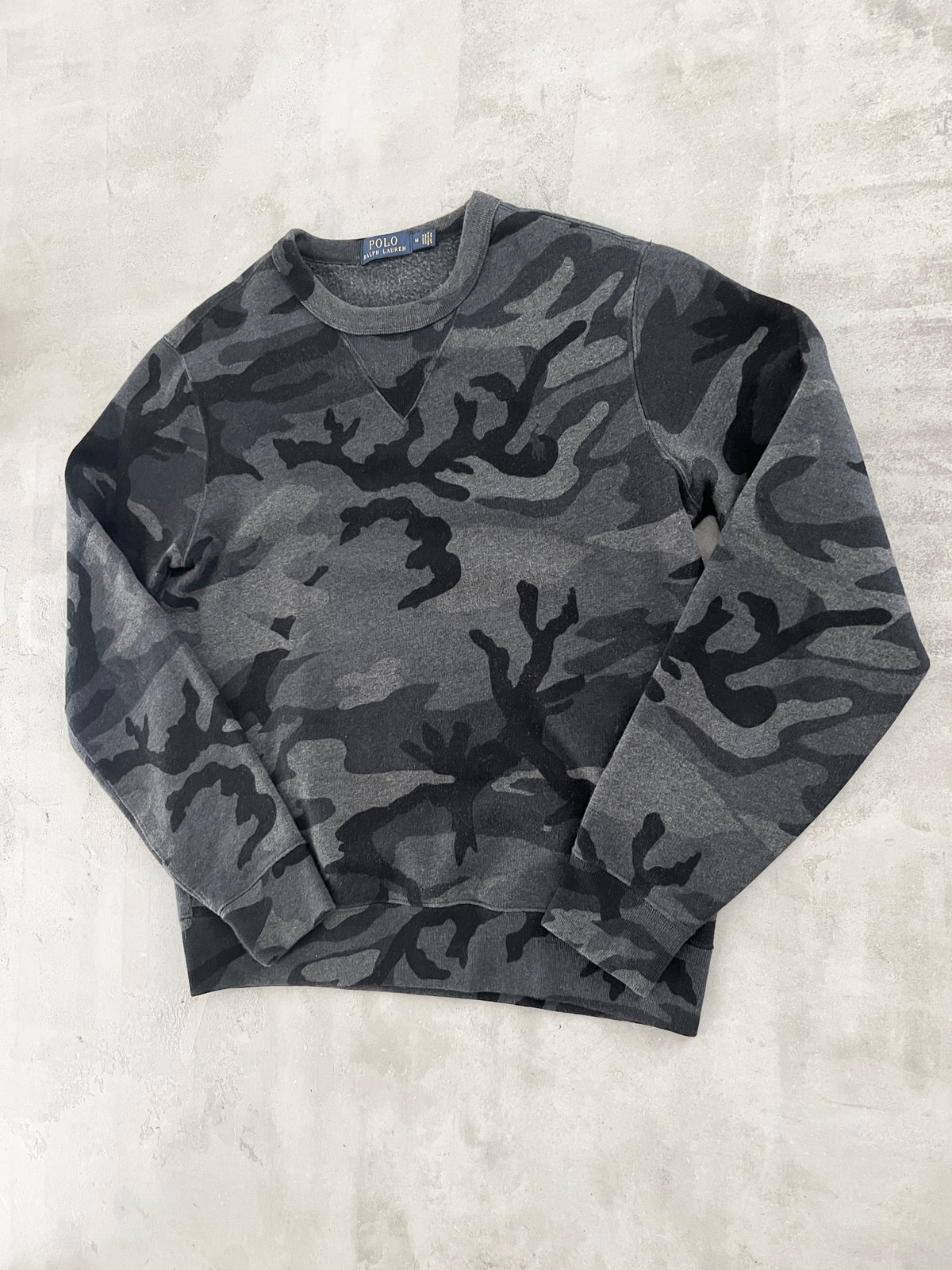 GREY RALPH LAUREN CAMO SWEATER - 2000S - M
