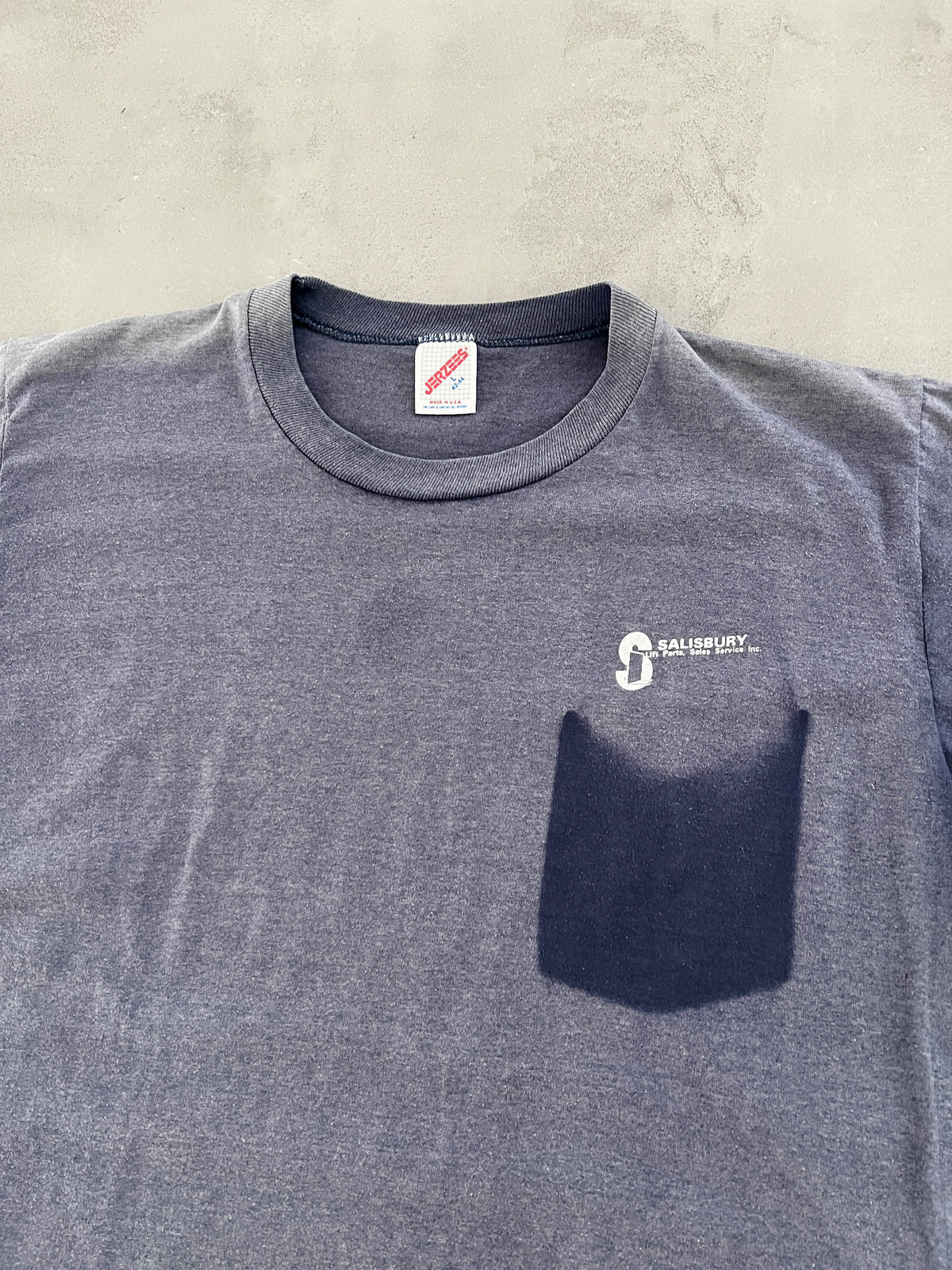 FADED NAVY GHOST POCKET TEE - 1990S - M
