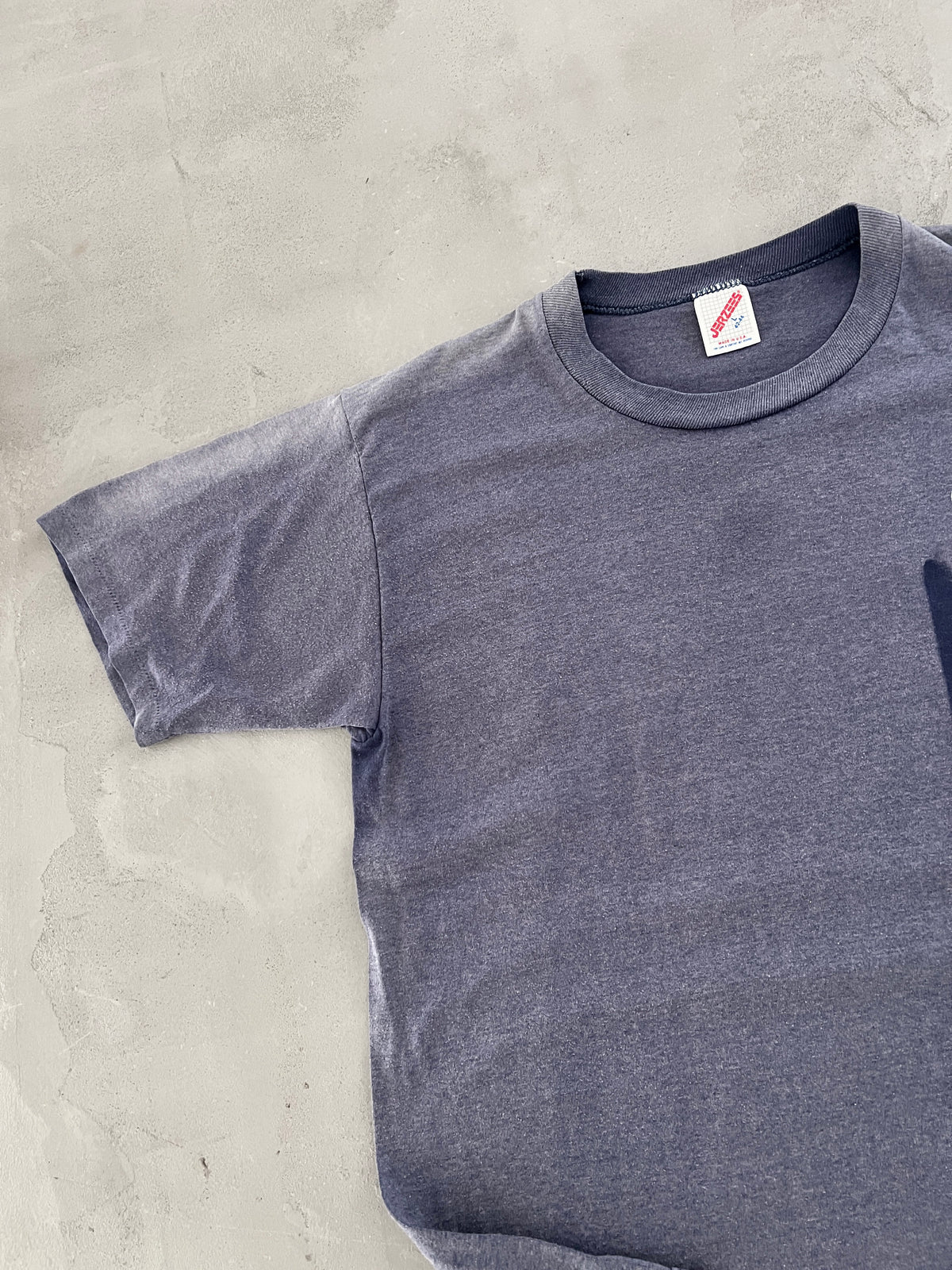 FADED NAVY GHOST POCKET TEE - 1990S - M