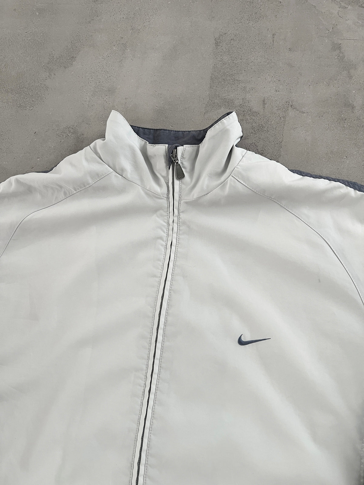 GREY NIKE TRACK JACKET - 2000S - XL