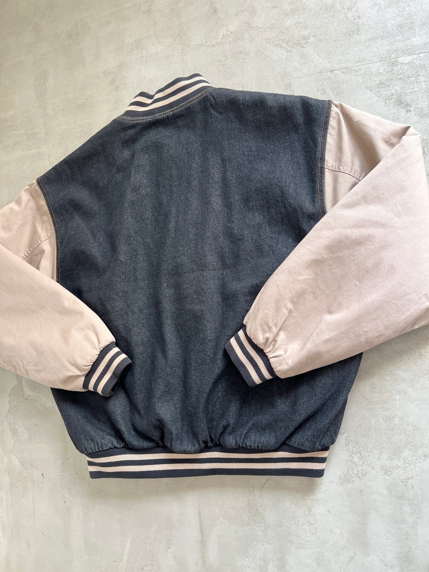 GREY/CREME AUDI STAFF JACKET - 1990S - L/XL