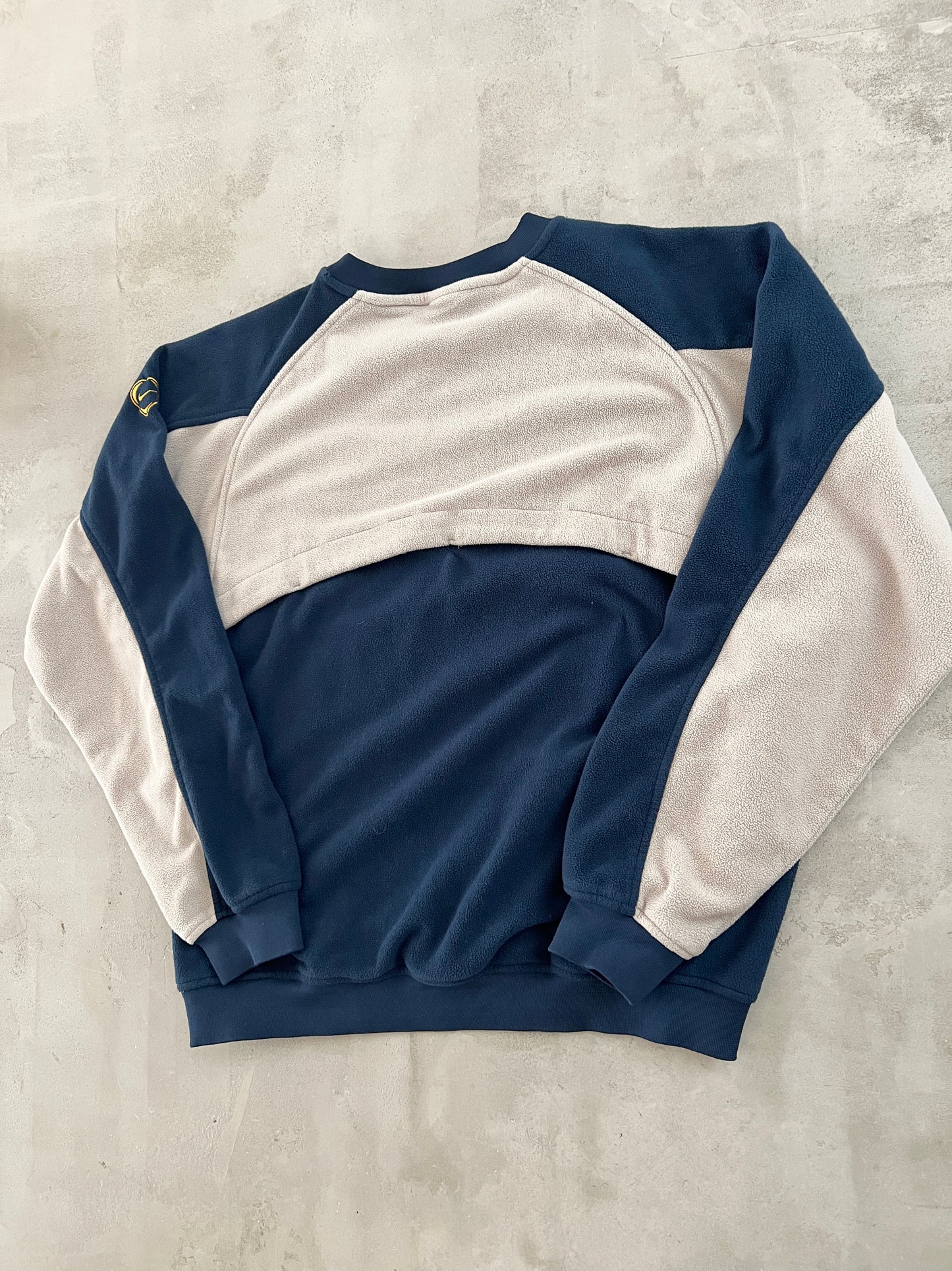 NAVY/BEIGE BARCA FLEECE SWEATER - 2000S - L