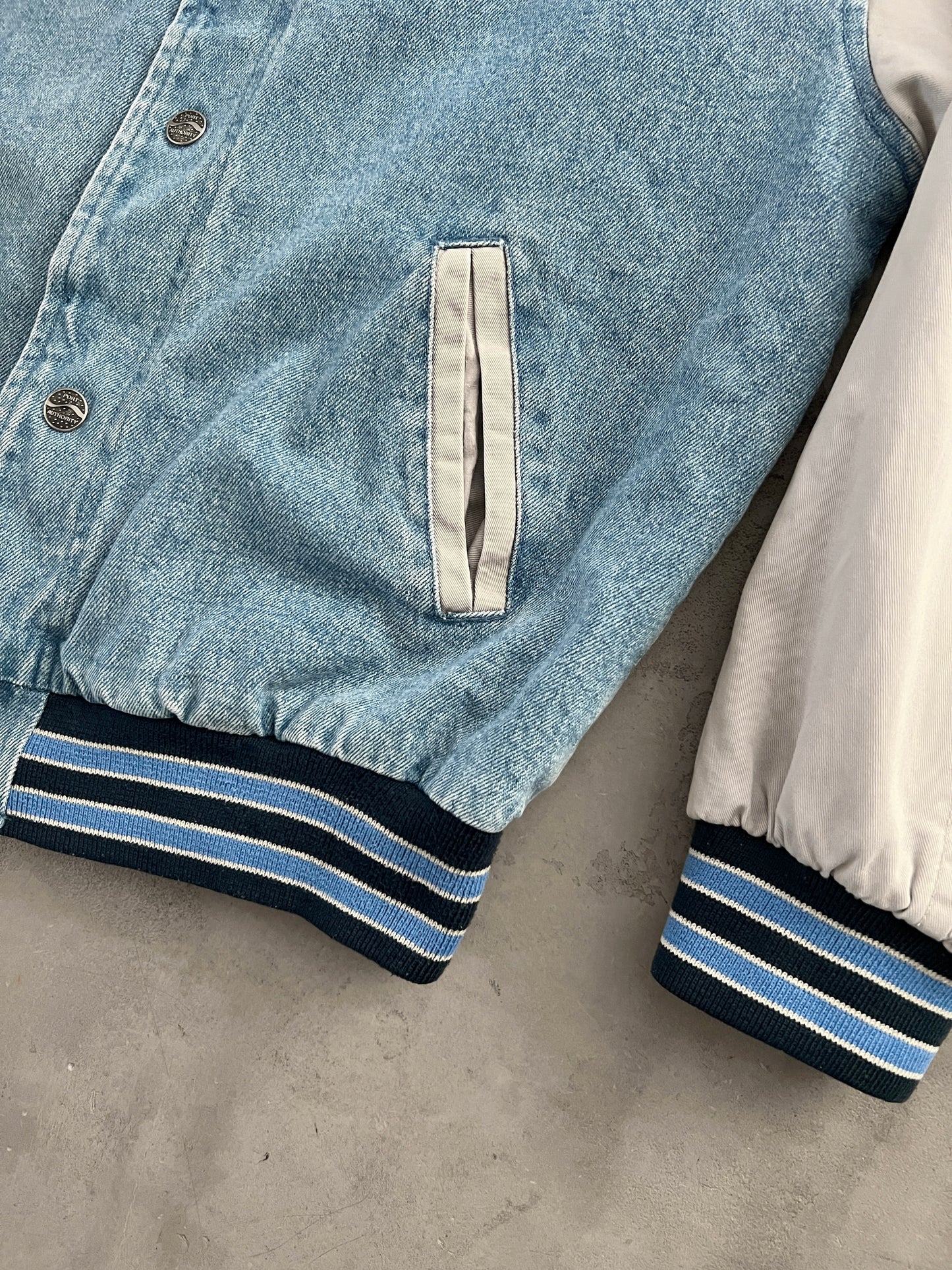 JEANS BLUE MERCEDES BENZ JACKET - 1990S - S/M