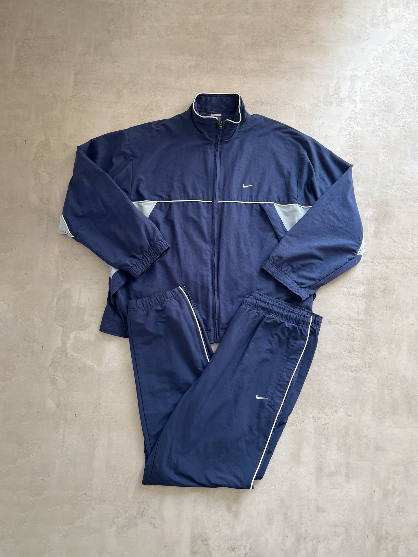 NAVY NIKE TRACK PANTS - 2000S - XL/L