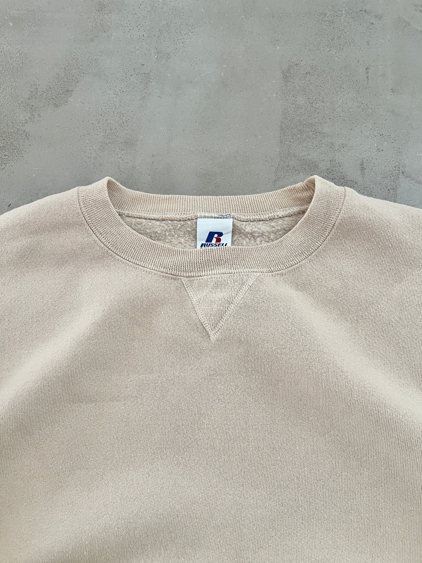 CREME RUSSELL SWEATER - 1990S - L/XL