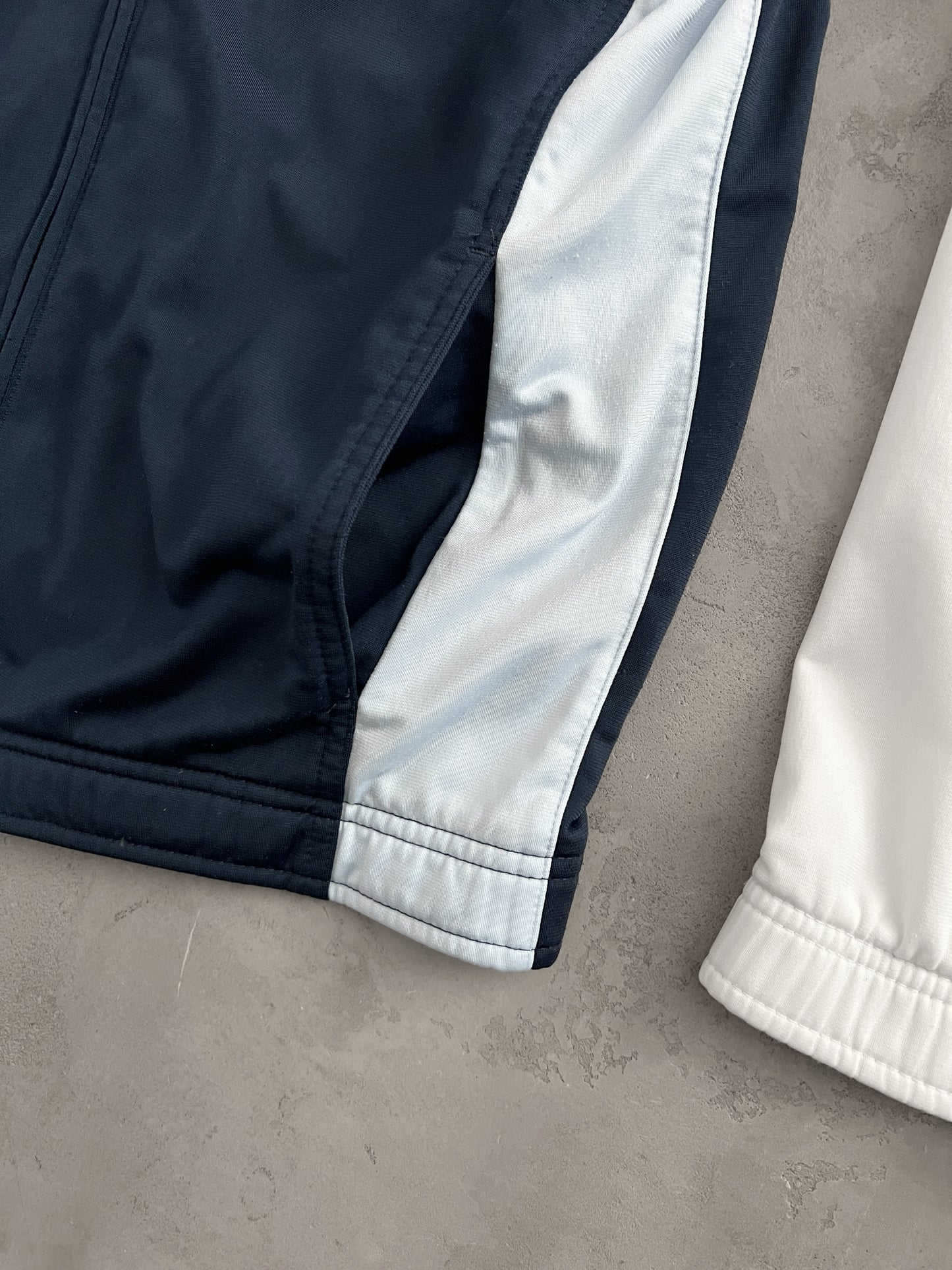NAVY NIKE TRACK JACKET - 2000S - S