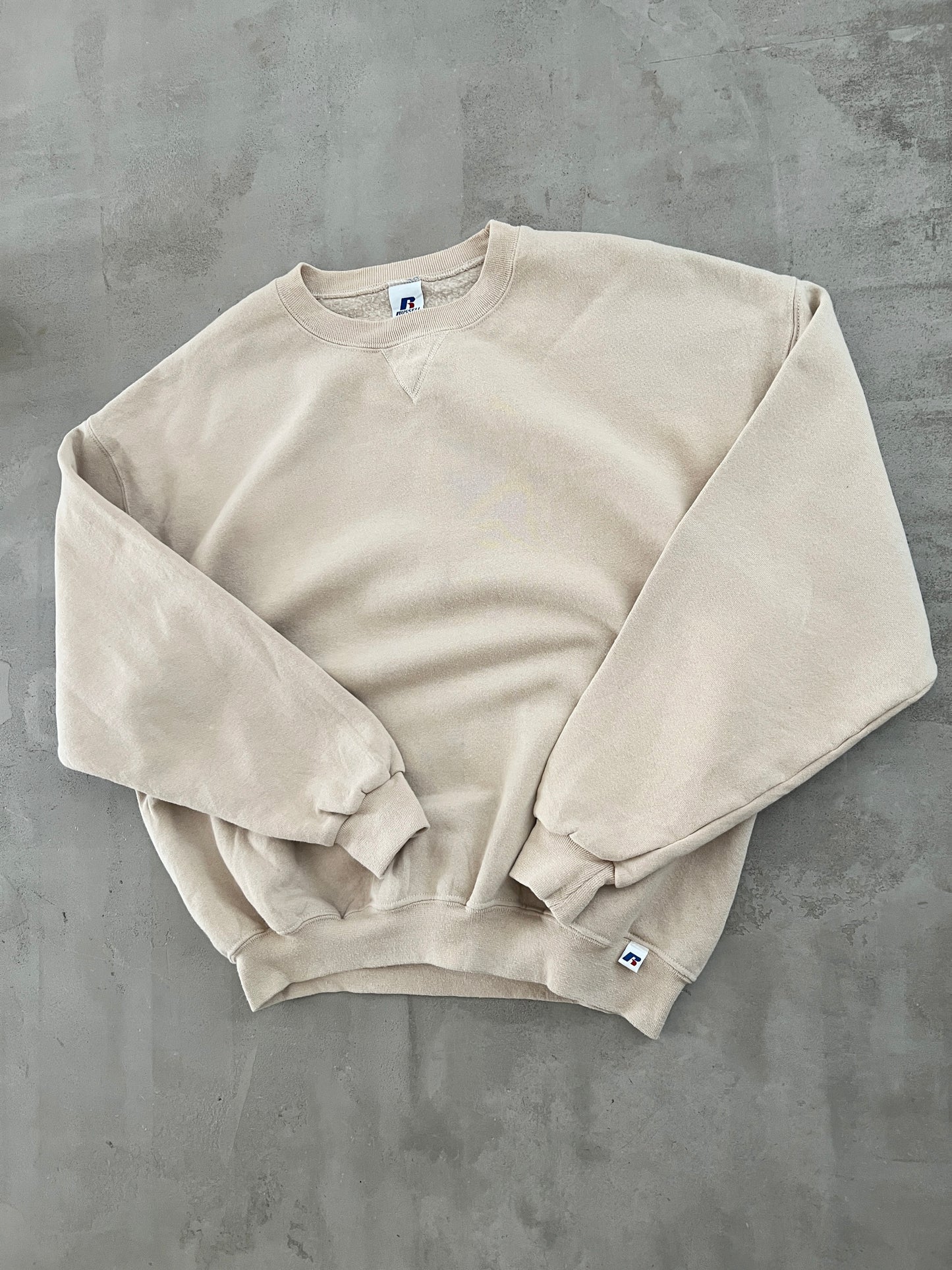 CREME RUSSELL SWEATER - 1990S - L/XL