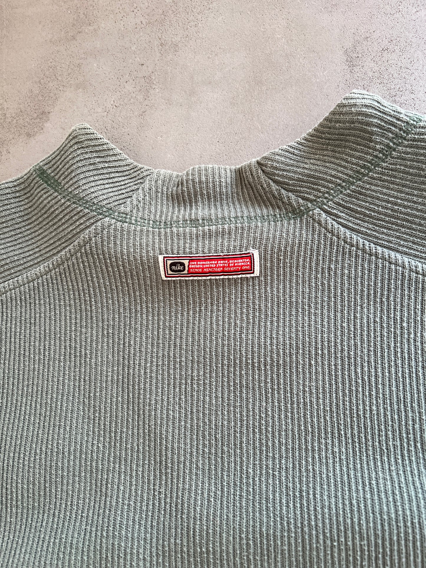 GREEN/KHAKI NIKE SWEATER - 2000S - L