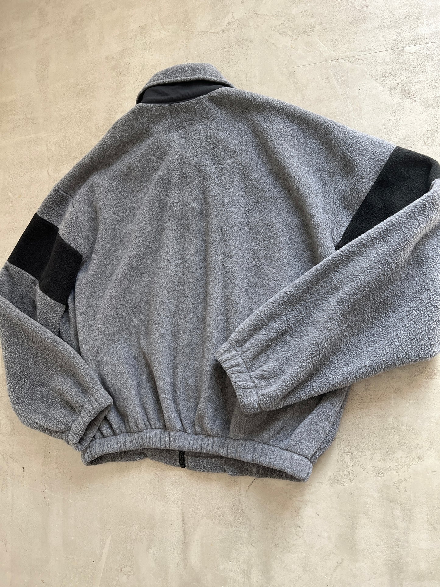 GREY/BLACK BMW FLEECE - 1990S - L